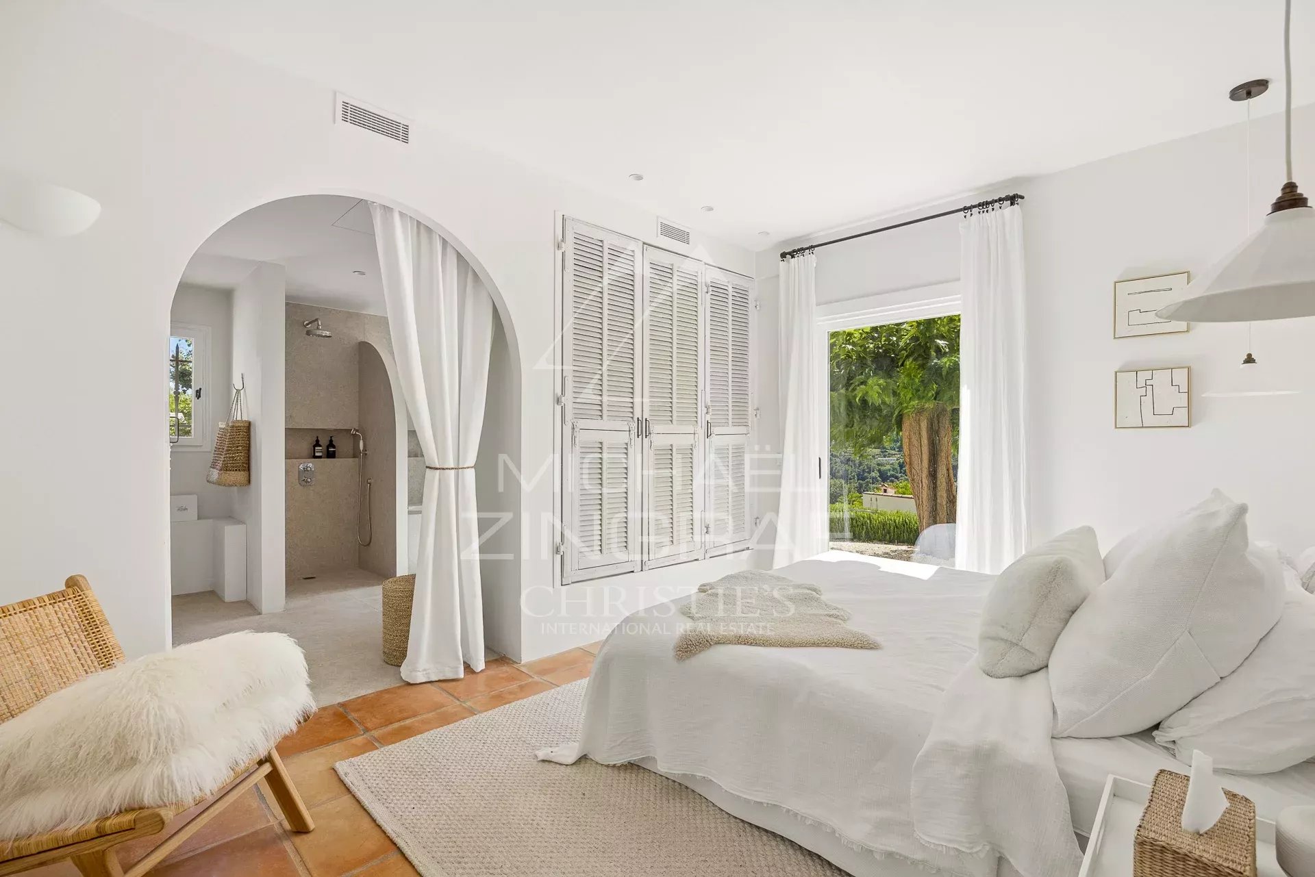 5 Bedroom Villa/Townhouse's Image 5