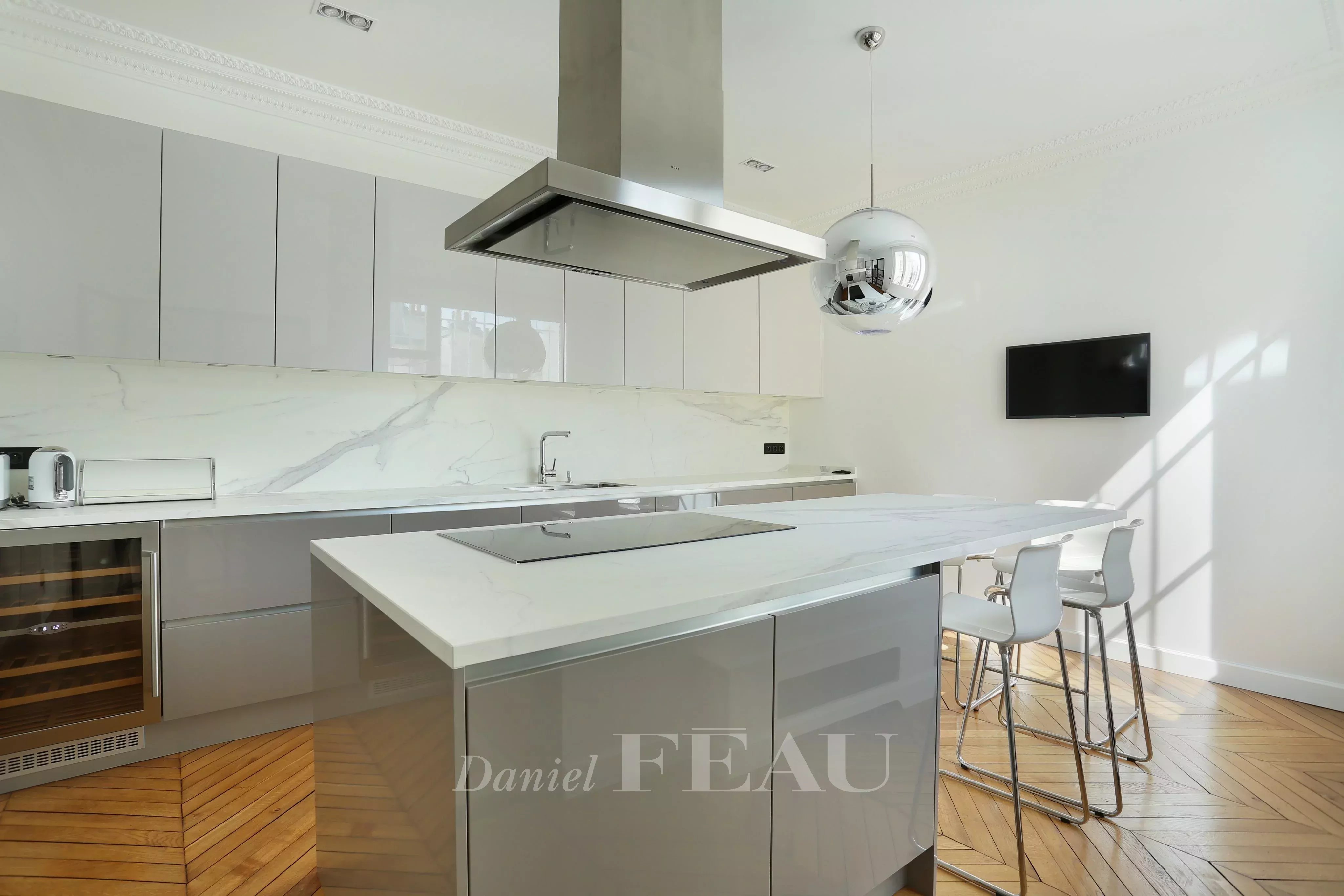 Rental Apartment Paris 8th