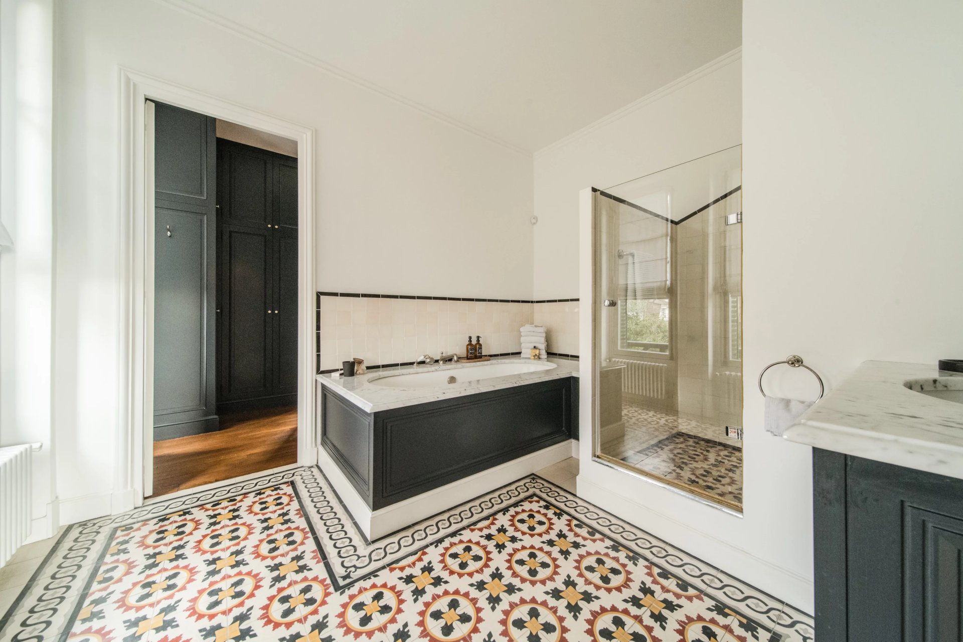 6 Bedroom Villa/Townhouse's Image 11