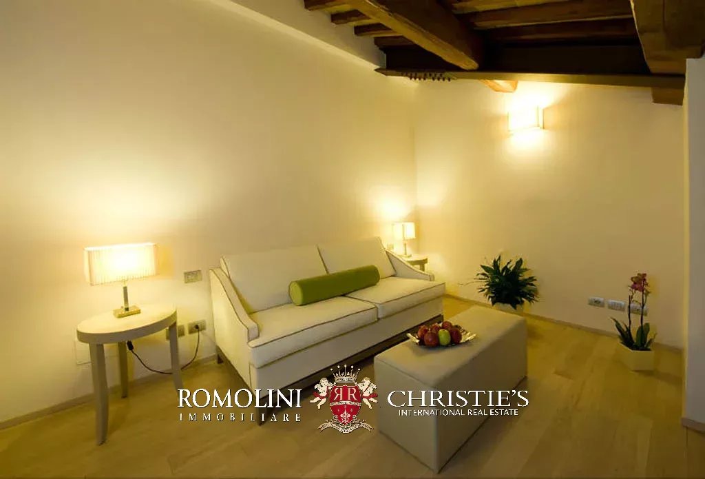 52 Bedroom Villa/Townhouse's Image 60