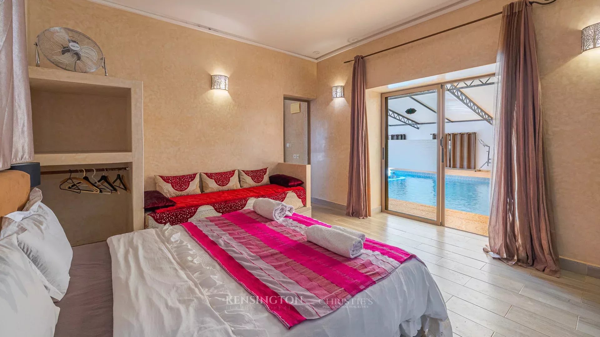 12 Bedroom Villa/Townhouse's Image 34
