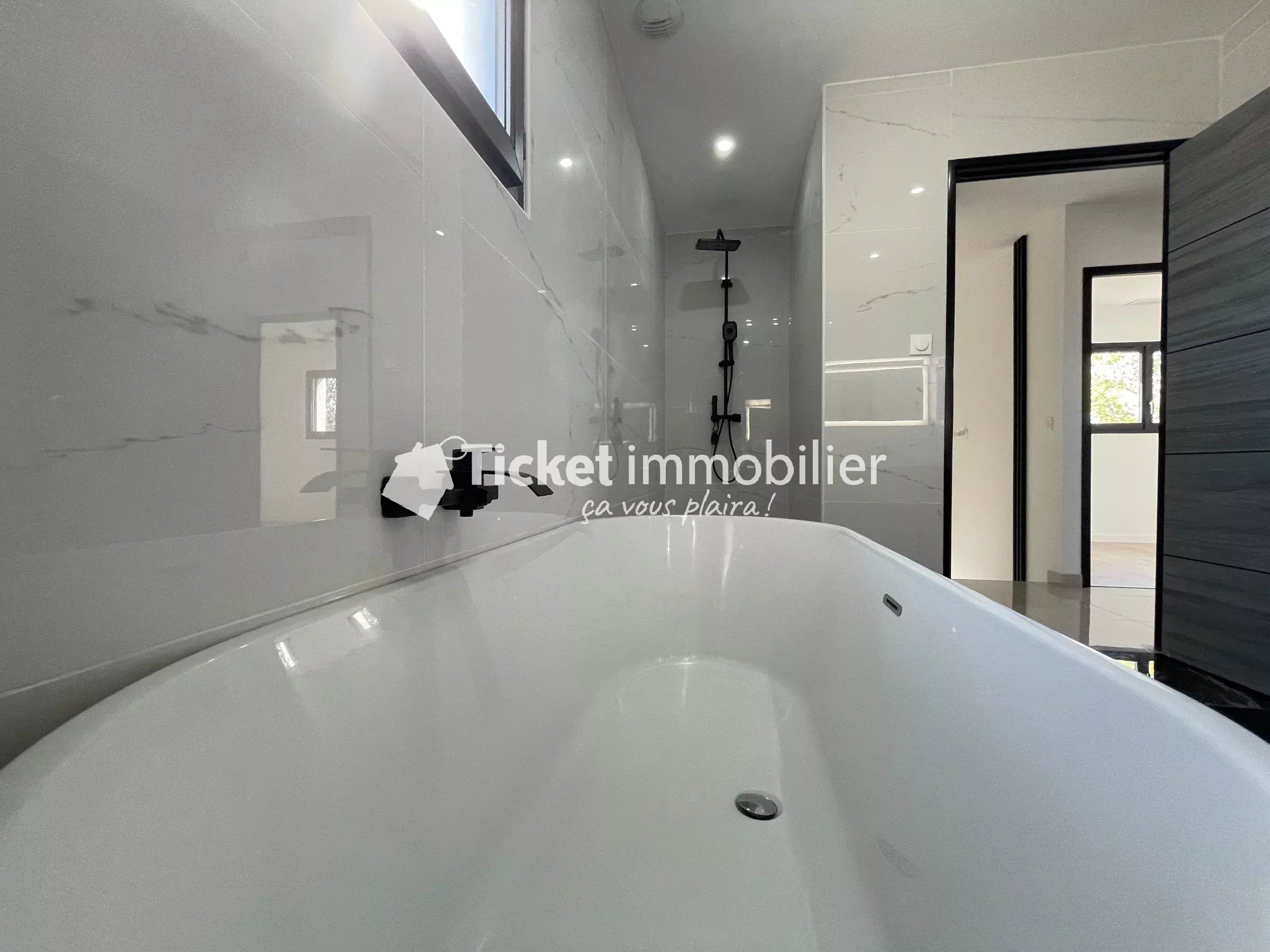 🏡 Maison contemporaine d'exception avec piscine — photo 16