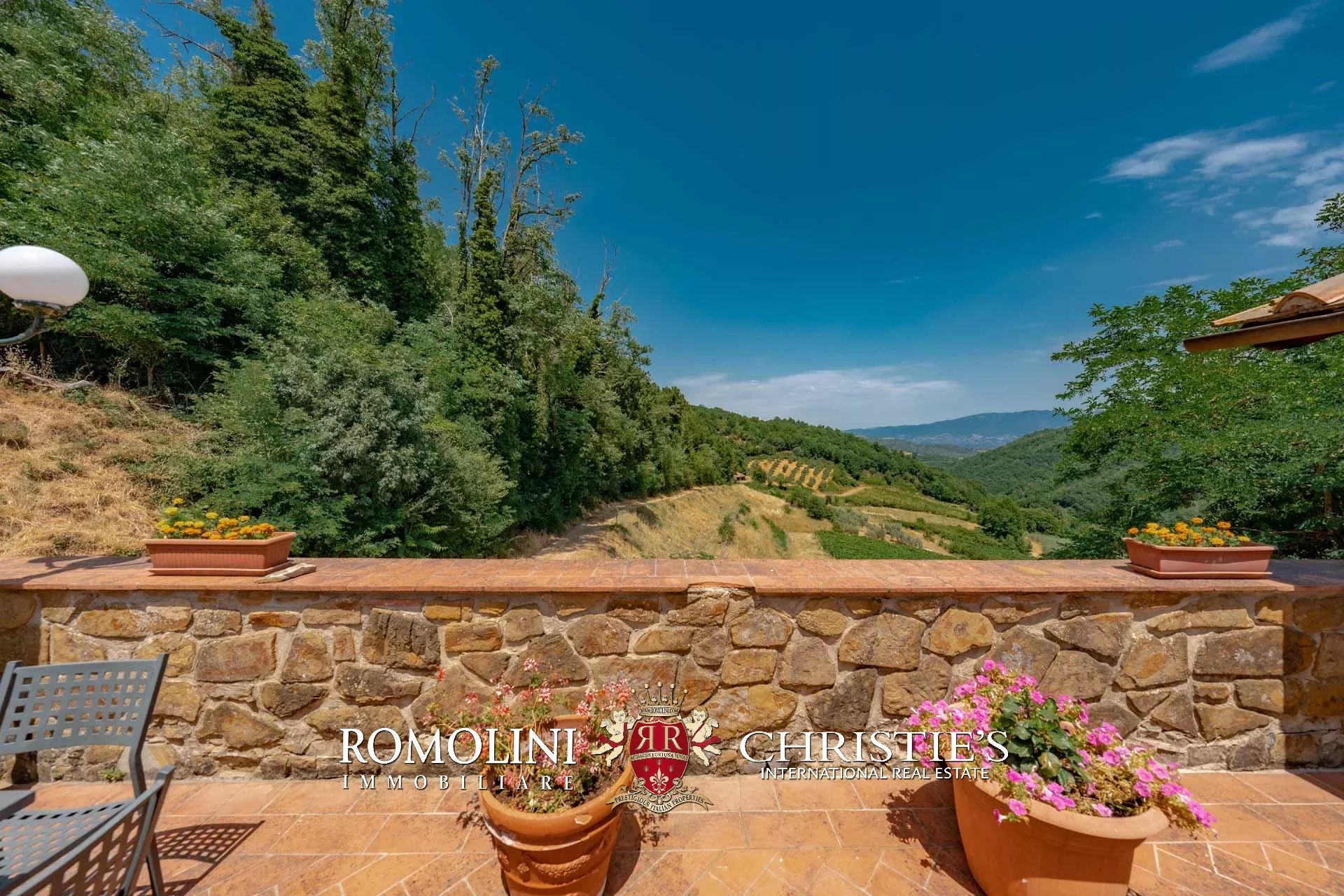 21 Bedroom Vineyard's Image 66