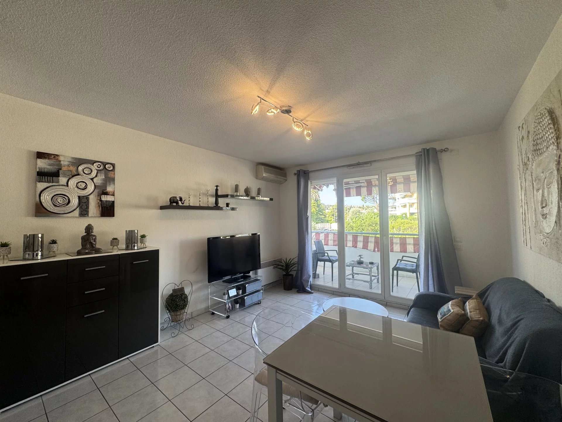 CANNES - LIMITE CANNET - Photo 2