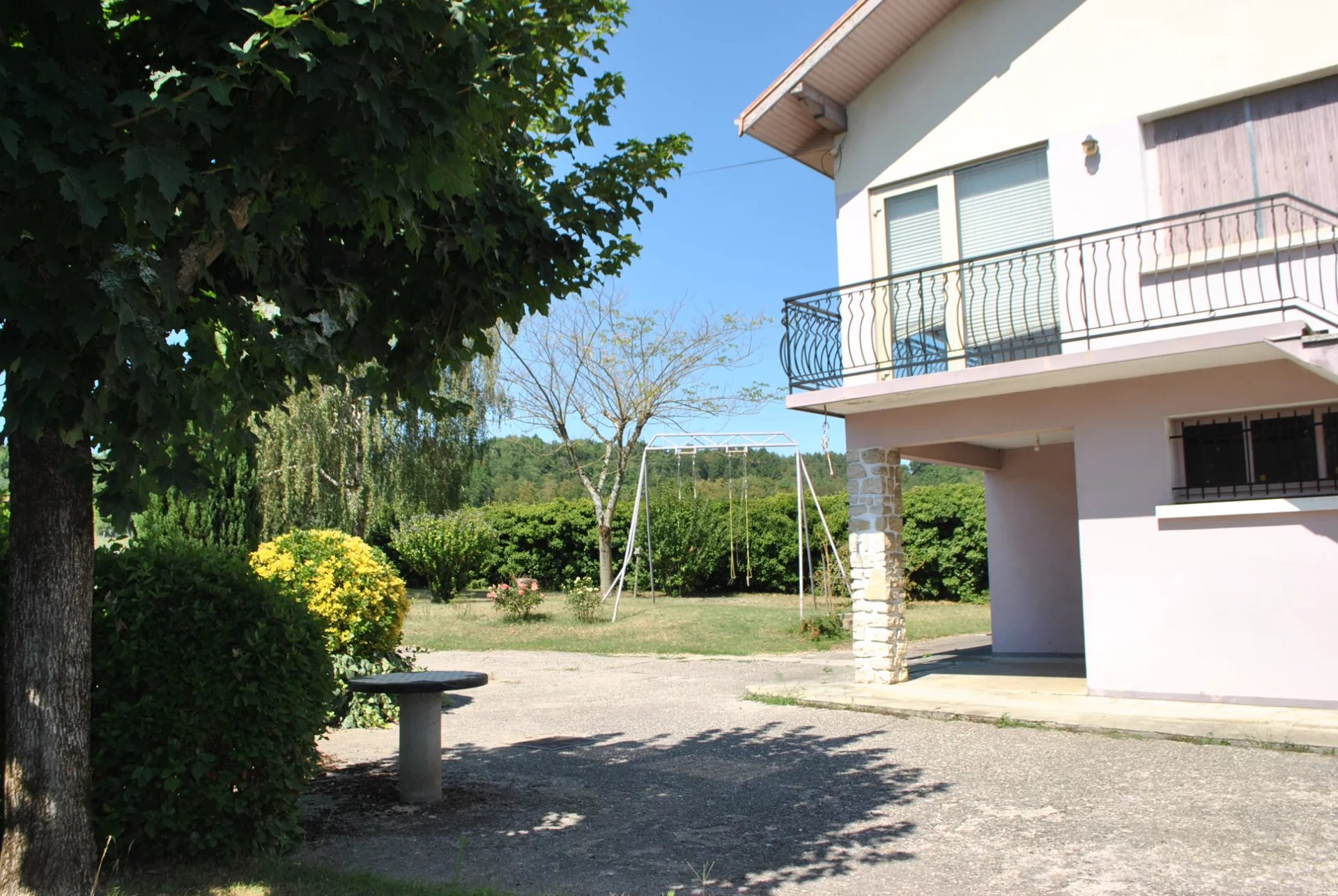 Sale House Saint-Sauveur