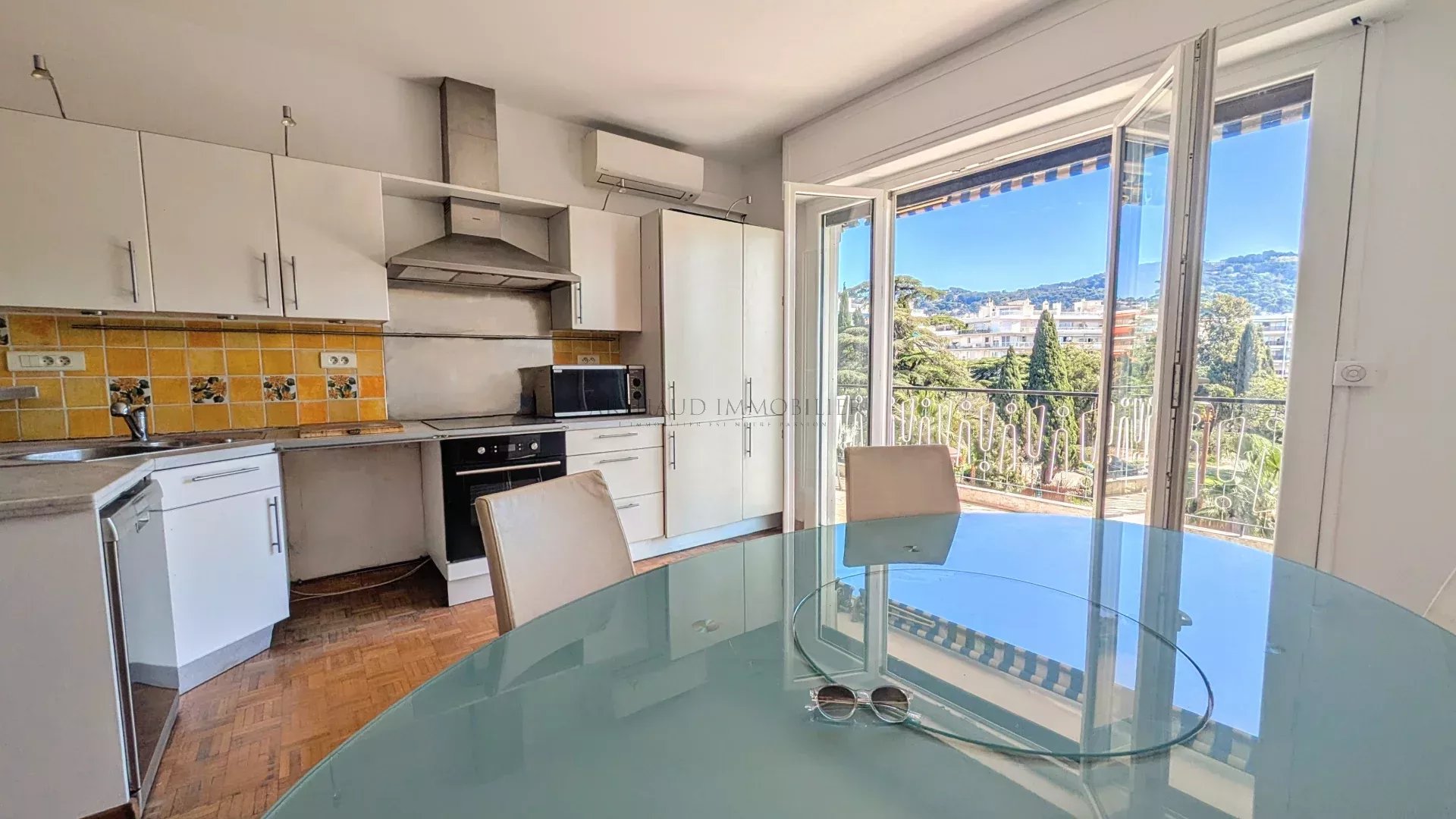 Sale Apartment Cannes Carnot