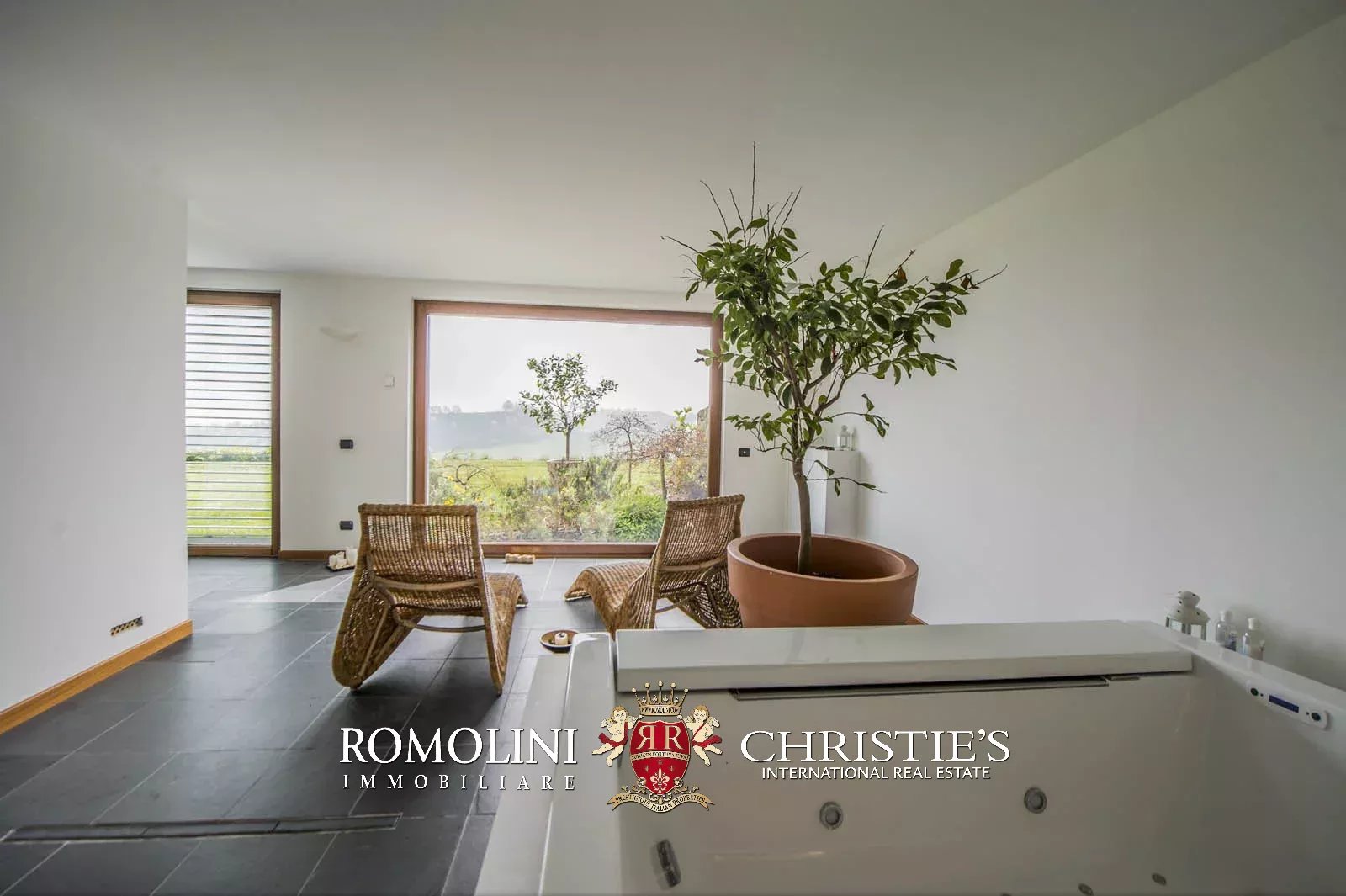 3 Bedroom Villa/Townhouse's Image 66