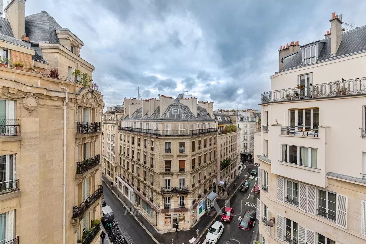 Sale Apartment Paris 6th