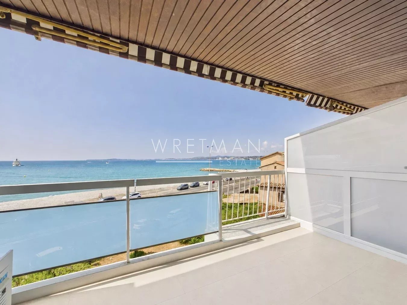 Splendide appartement 3 pièces rénové avec terrasse vue mer à deux pas des plages - Les Vespins - Cagnes-sur-Mer