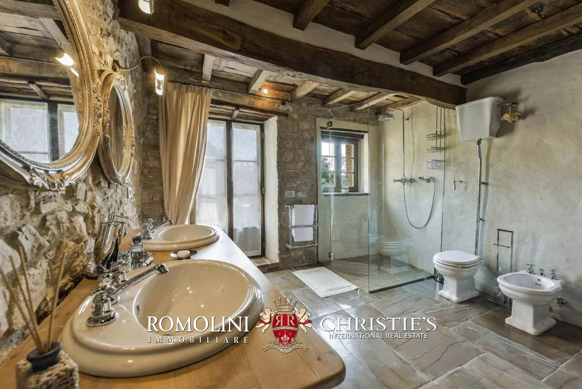 4 Bedroom Villa/Townhouse's Image 24