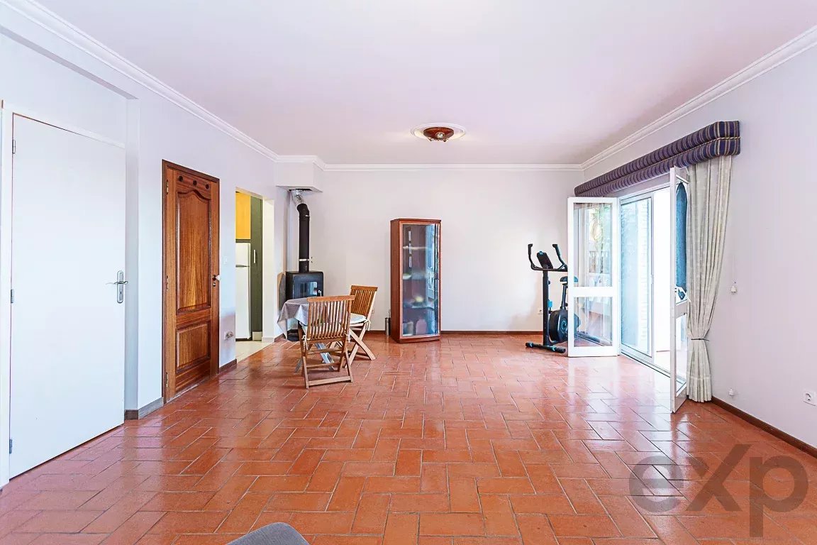 Three-bedroom house with potential for rental income – Gambelas, Montenegro 86834316 image 6