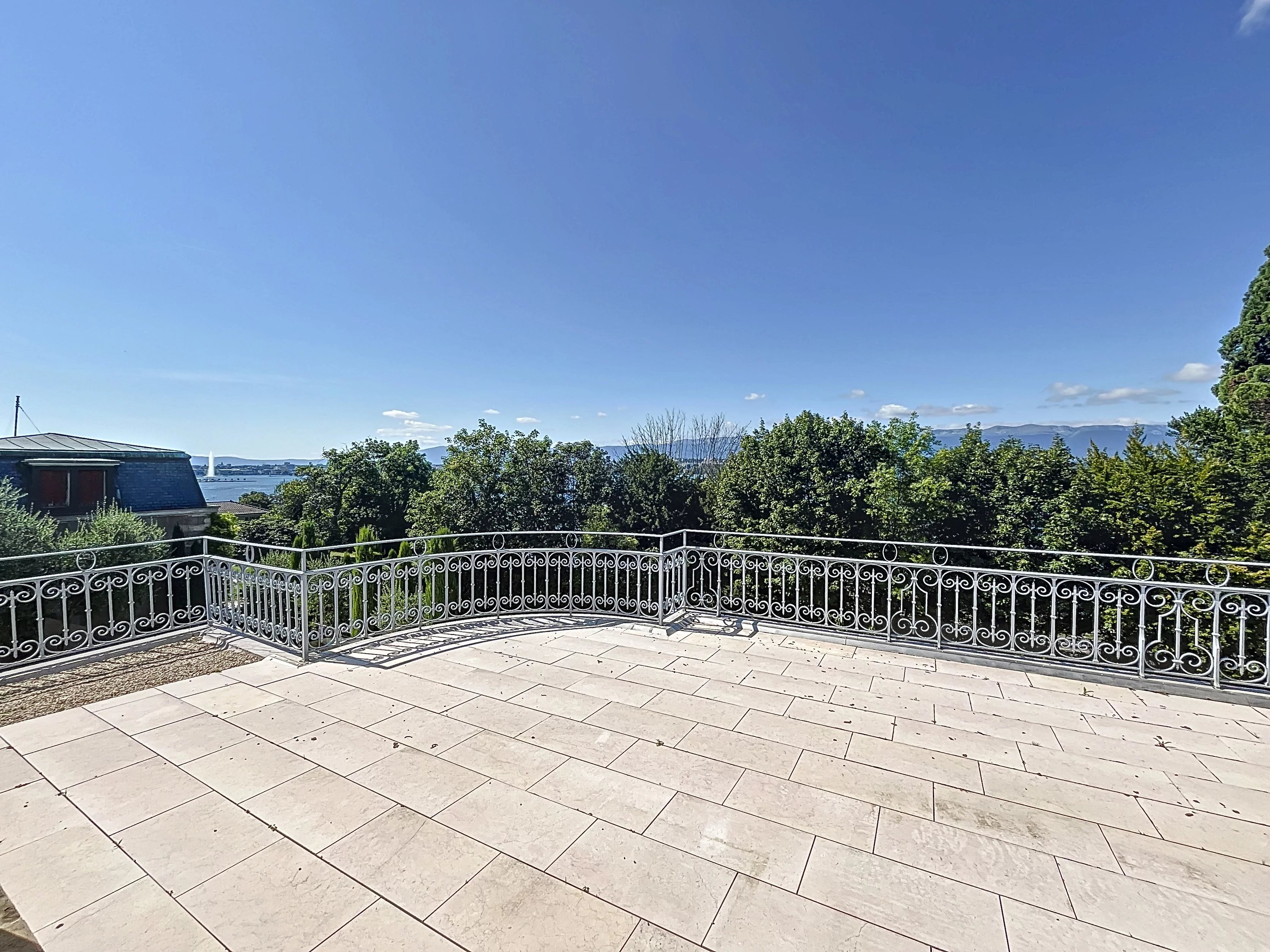 Exceptionnelle maison de maître avec vue lac à Cologny