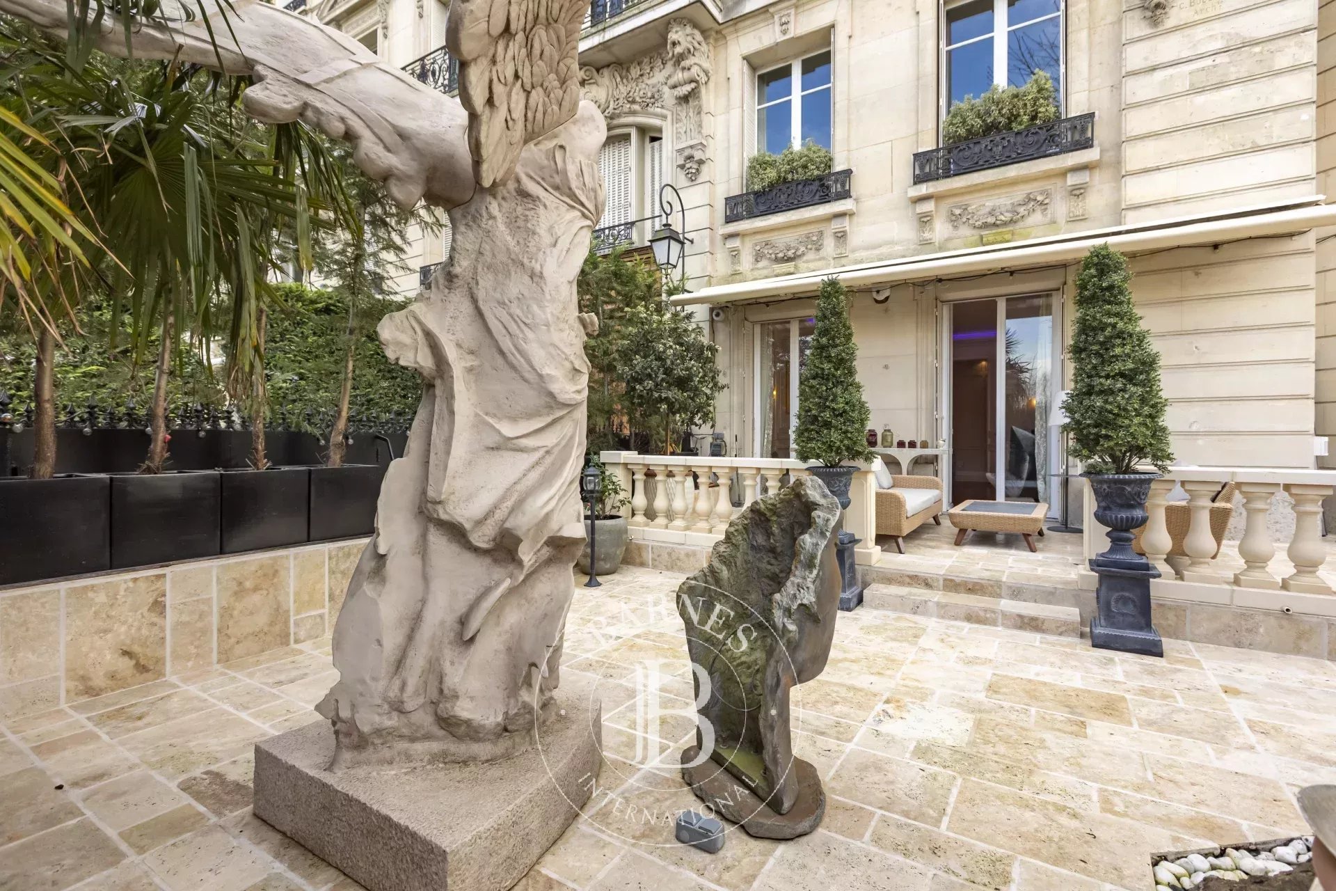 Apartment Paris 75016  -  ref 85671175 (picture 2)