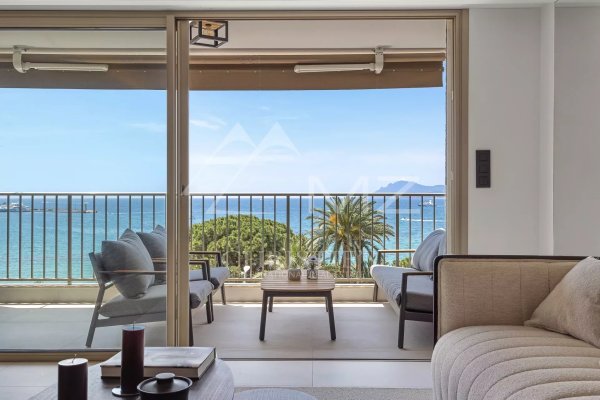 Cannes - Croisette - 2 bedrooms apartment — photo 4