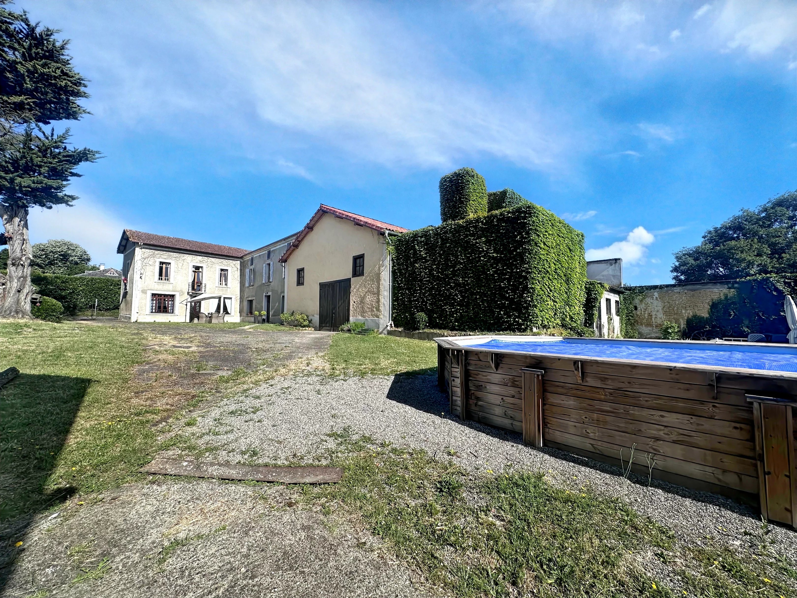 Maison de village à vendre Miélan, Gers