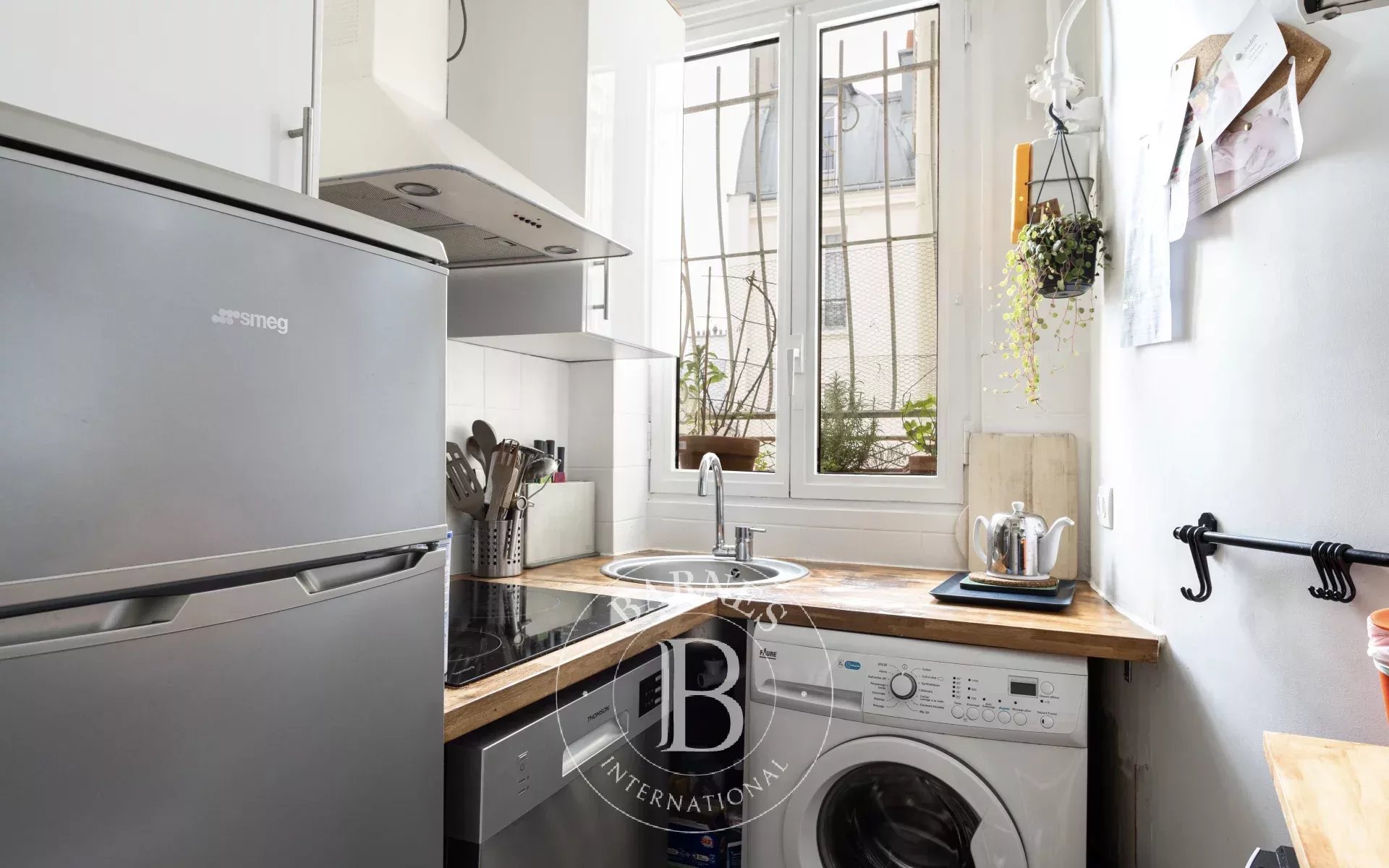 Daire Paris 18ème - picture 9