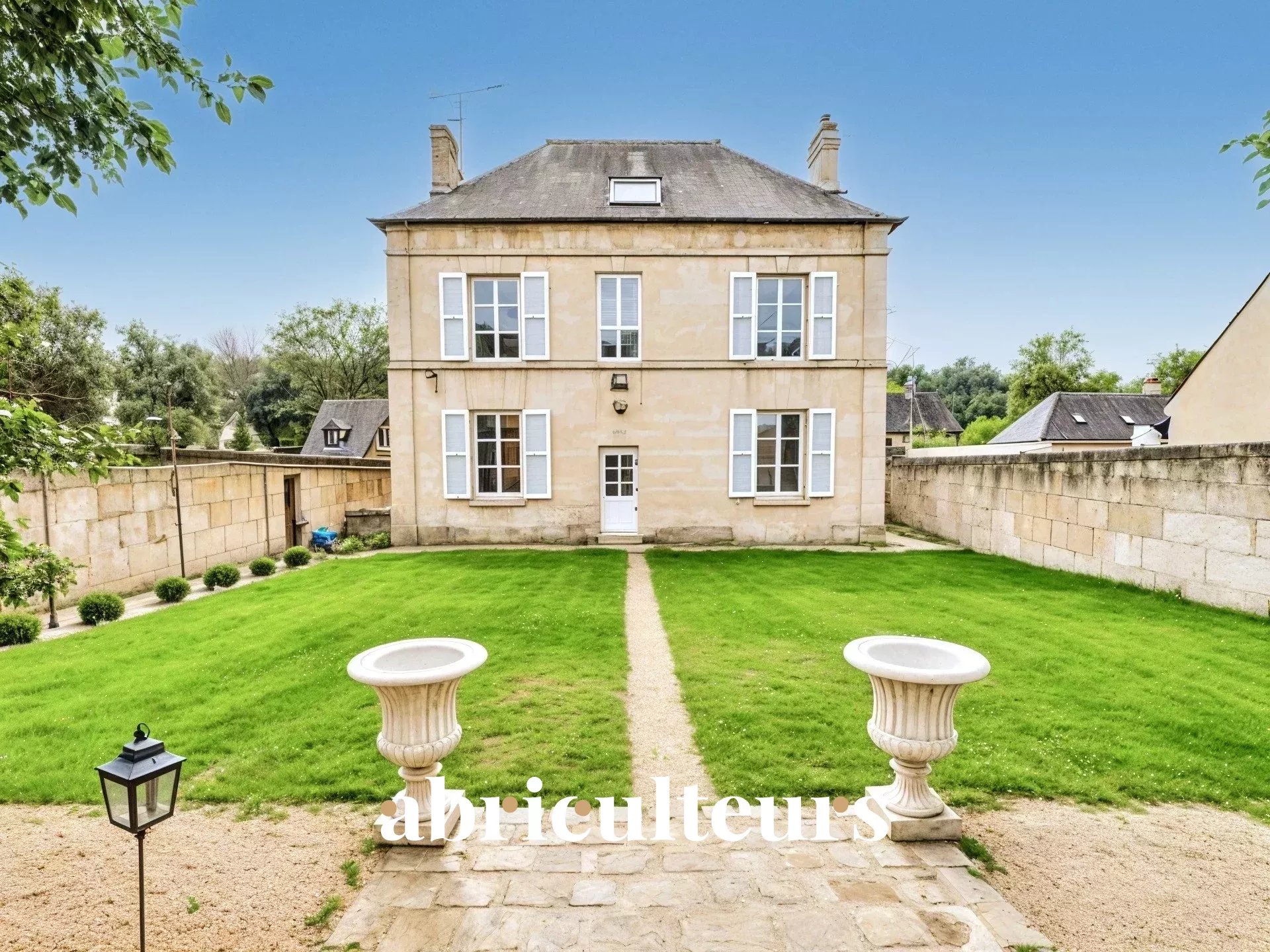Agence immobilière de LES ABRICULTEURS