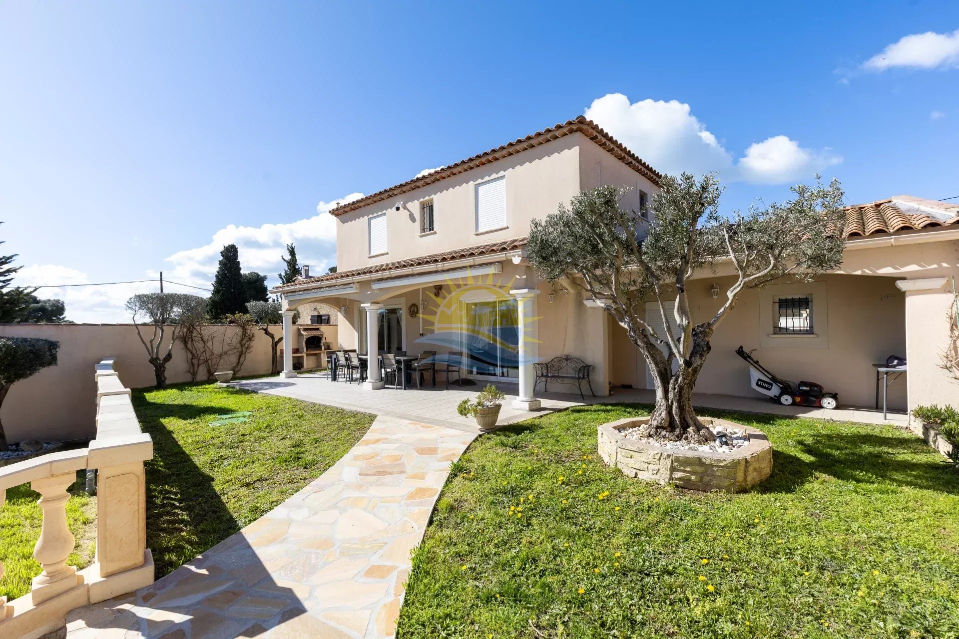 Agence immobilière de 