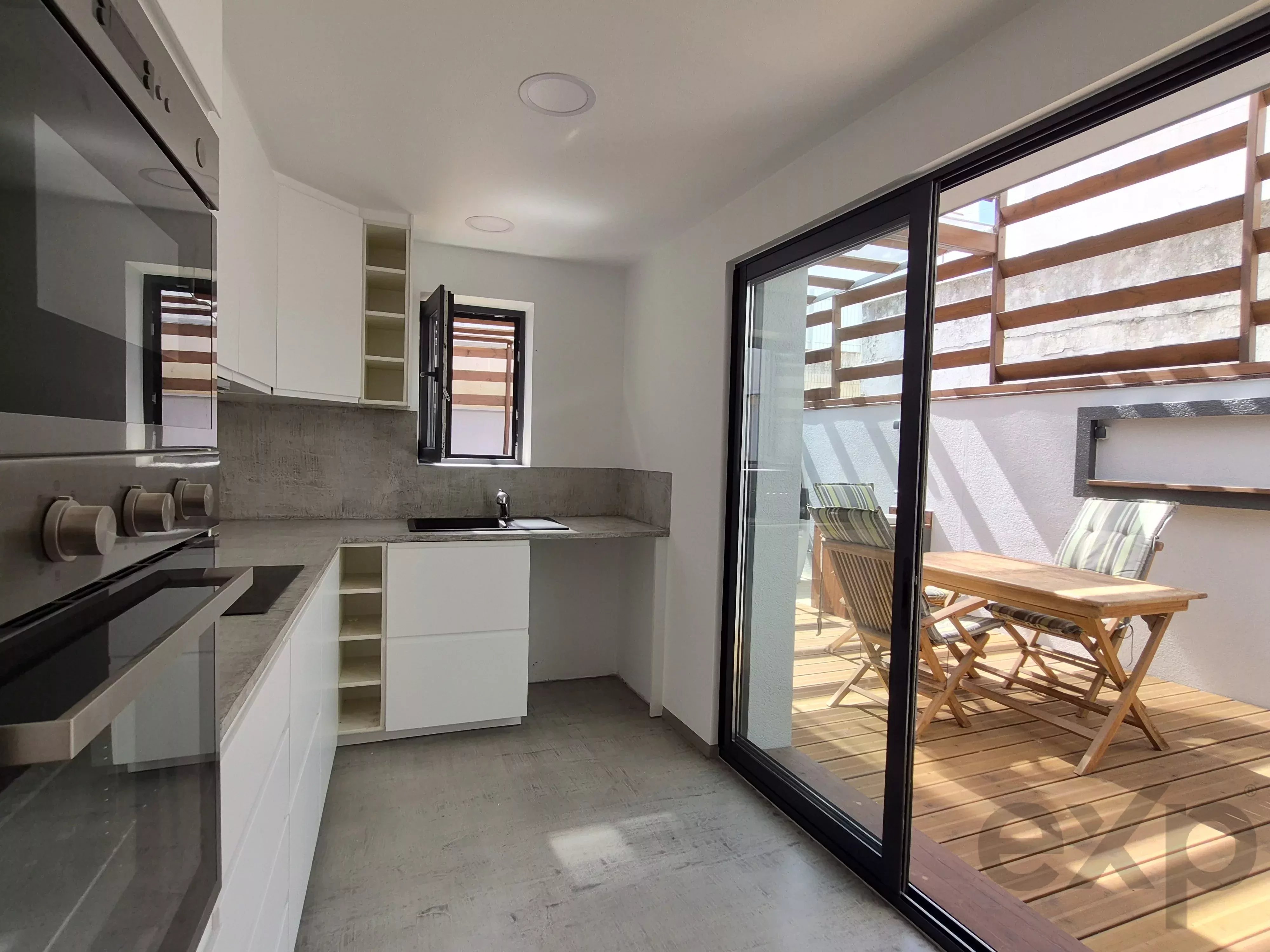New house, 2 bedrooms, large patio, Alvor center 87107231 image 11