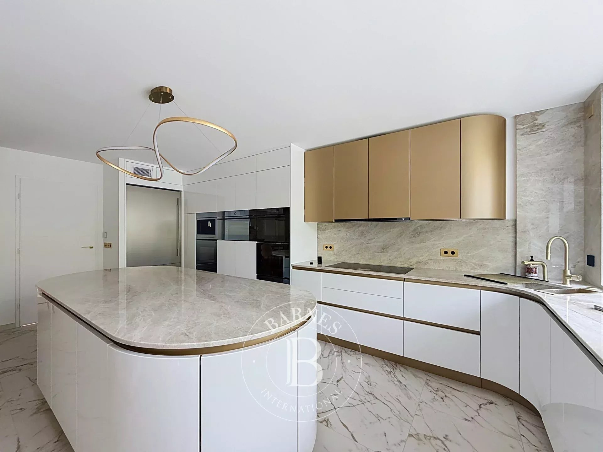 Neuilly-sur-Seine  - Piso 5 Cuartos 4 Habitaciones - picture 6