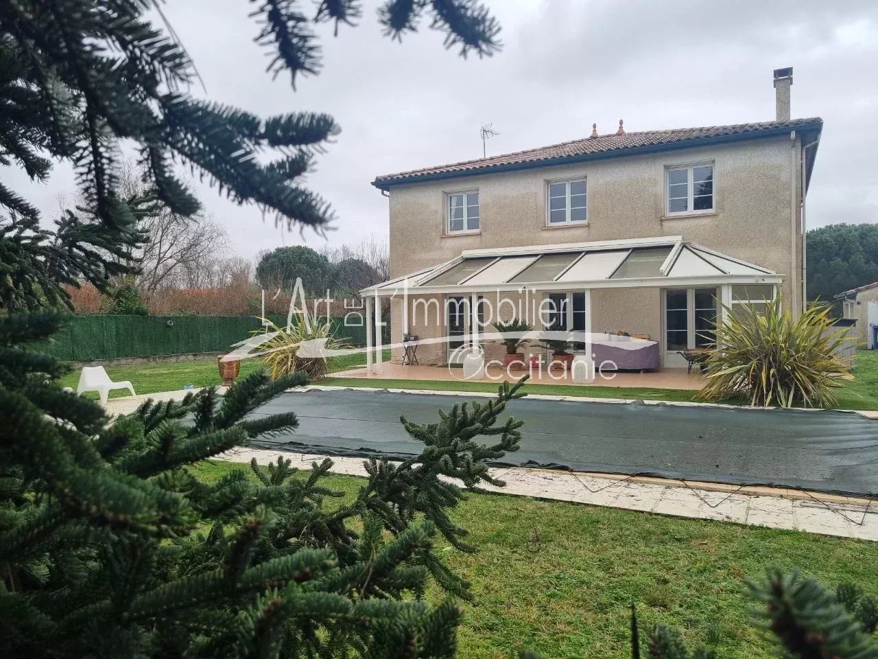 Agence immobilière de 