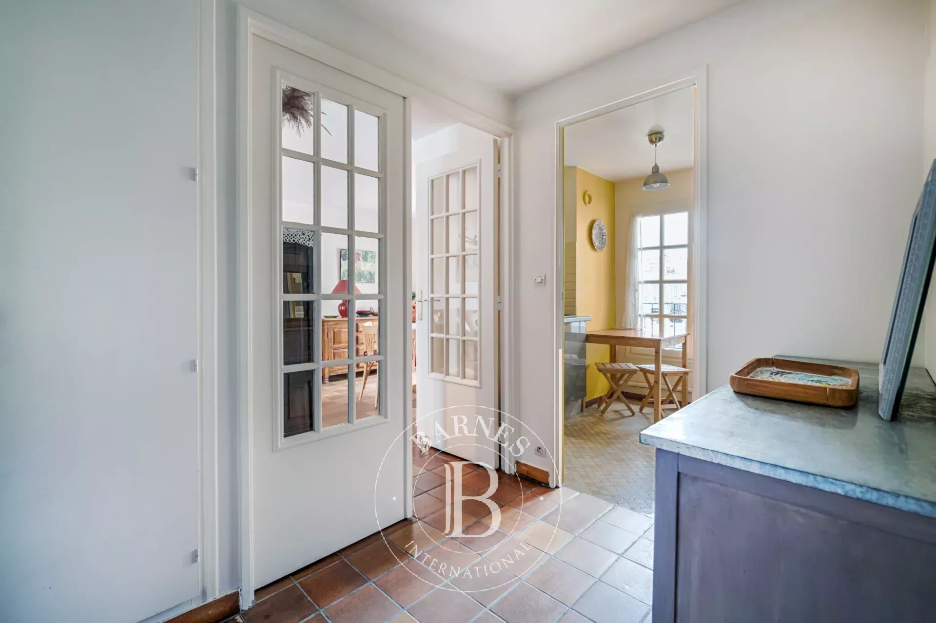 Daire Paris 3ème - picture 10