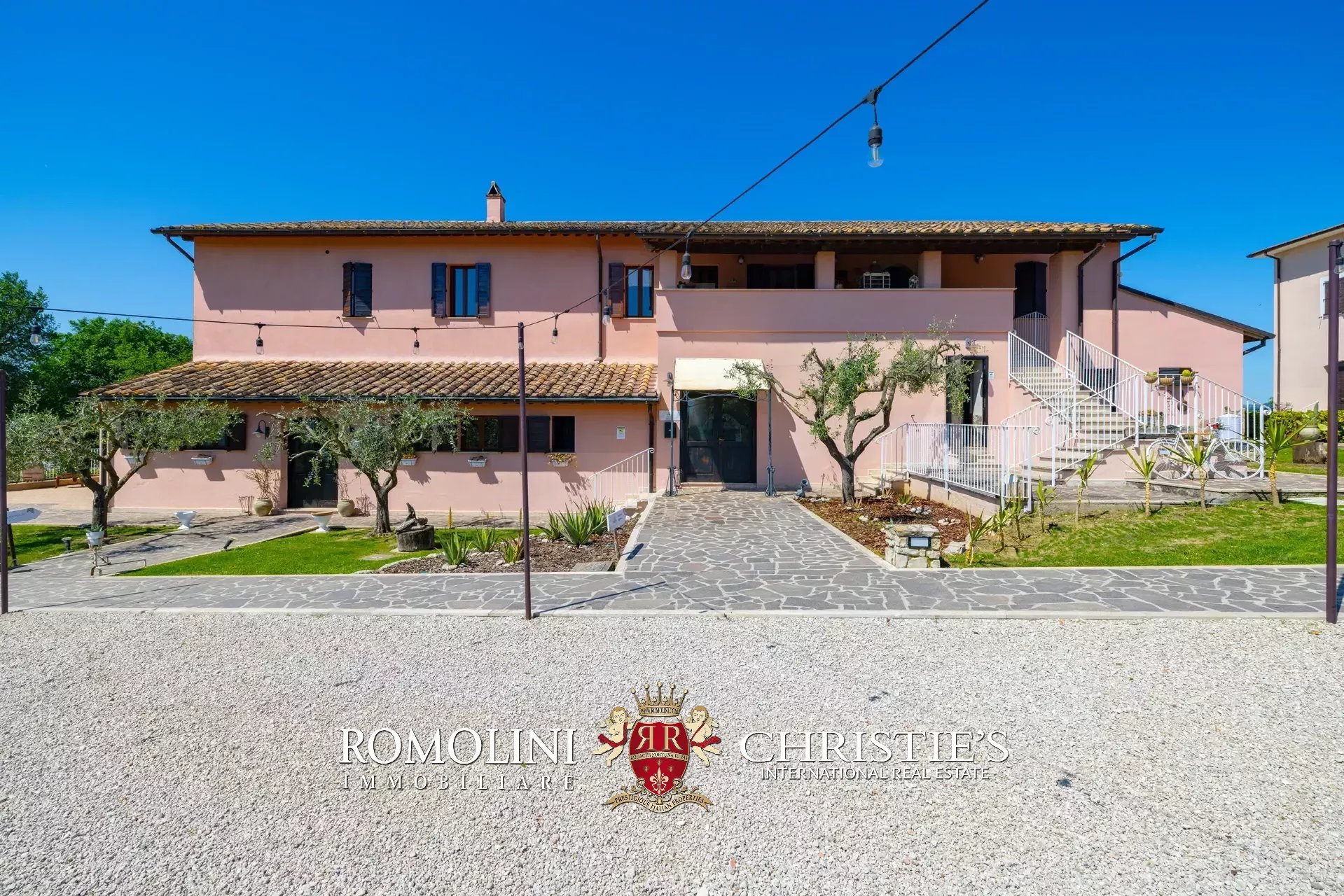 35 Bedroom Villa/Townhouse's Image 29