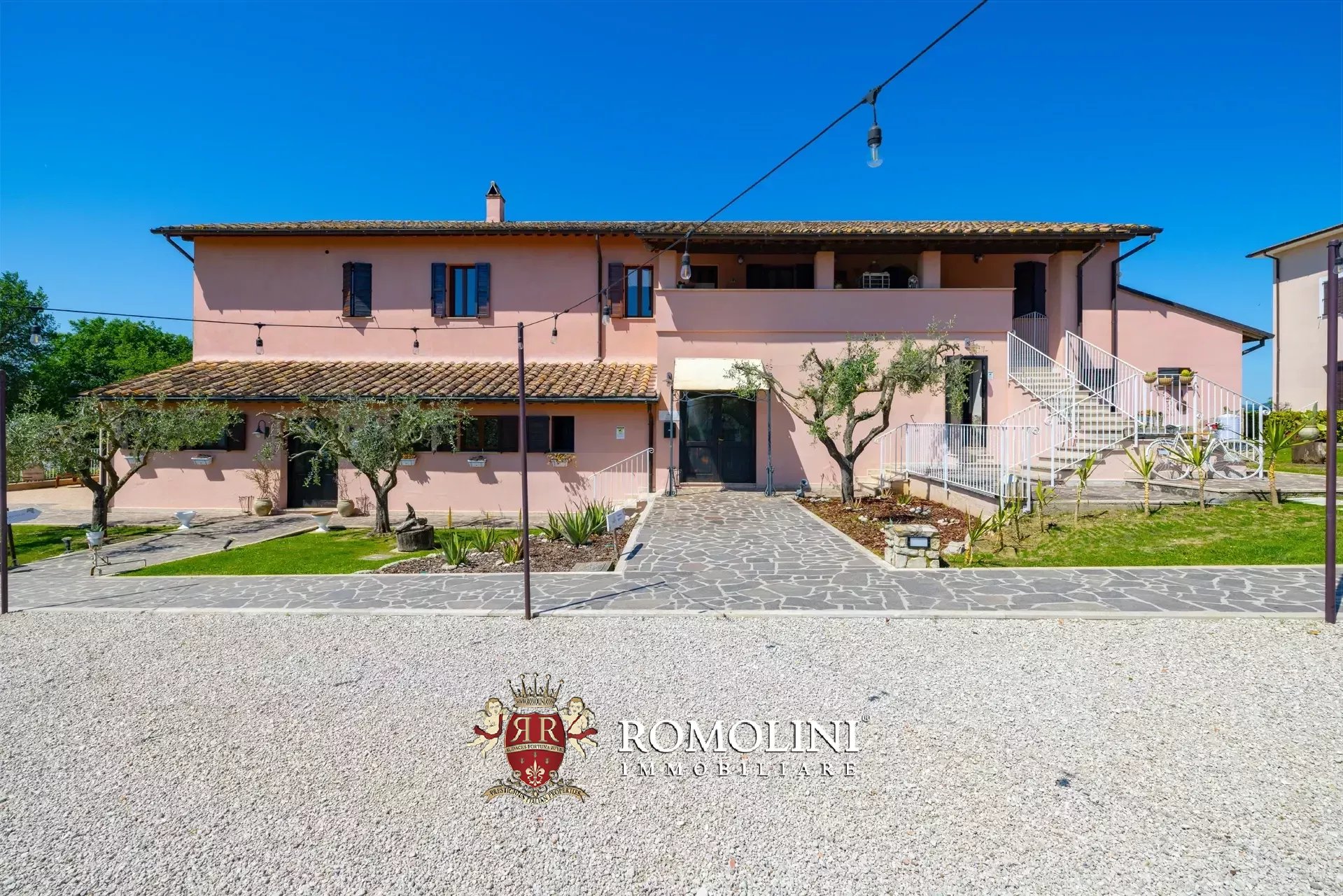 35 Bedroom Villa/Townhouse's Image 29