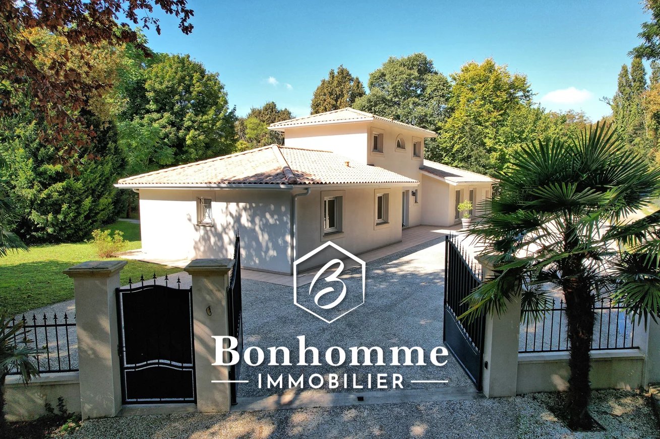 Maison 5 pièces 191 m² - Villenave d'Ornon