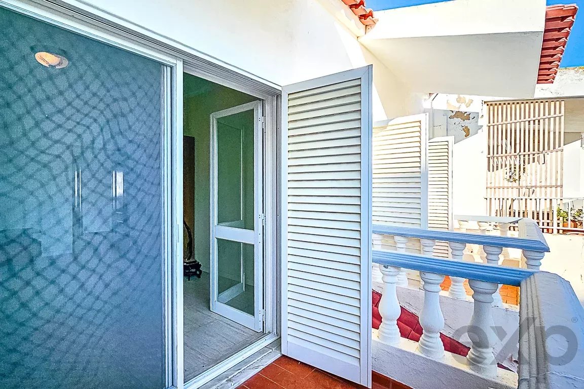Three-bedroom house with potential for rental income – Gambelas, Montenegro 86834316 image 31
