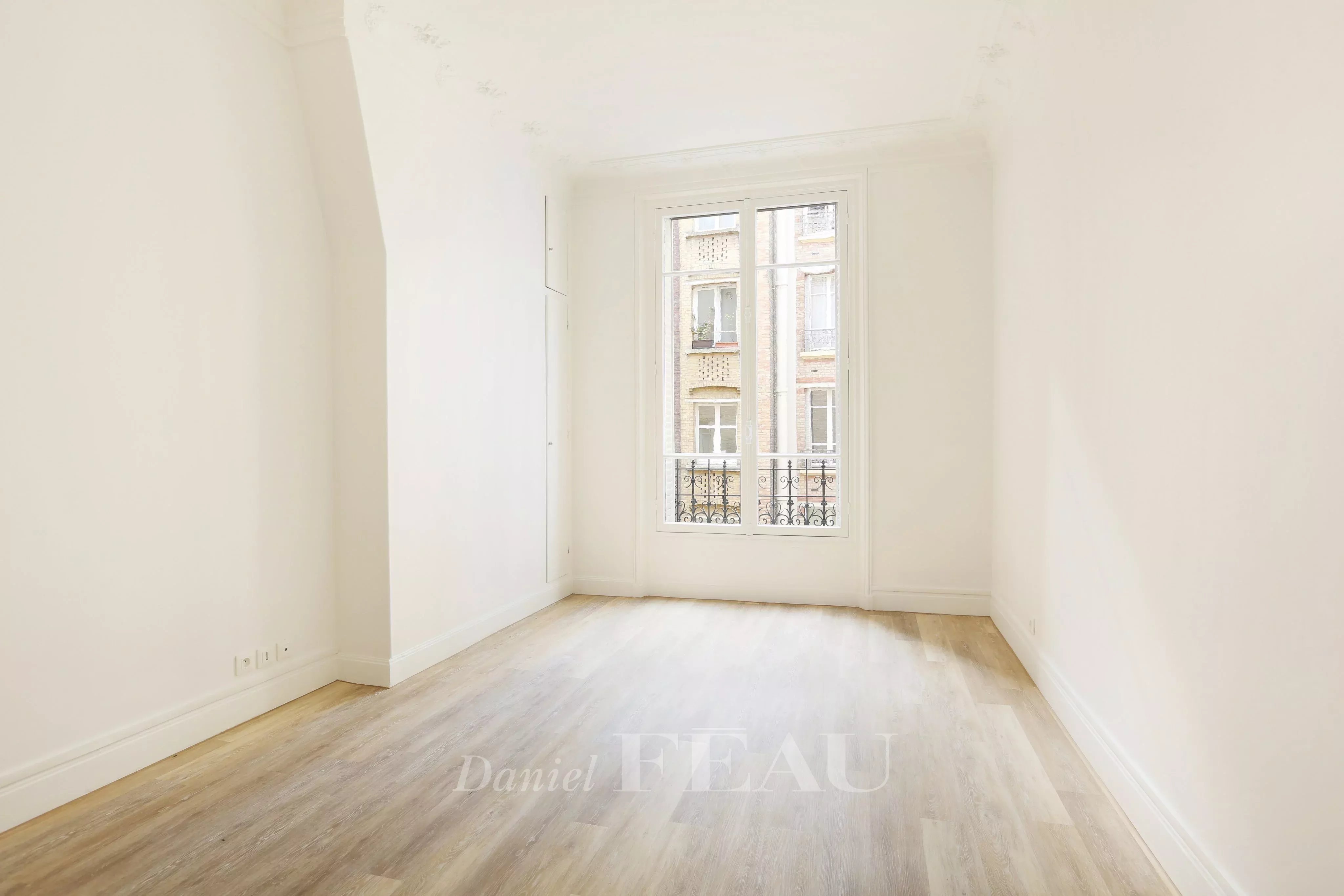 Rental Apartment Neuilly-sur-Seine