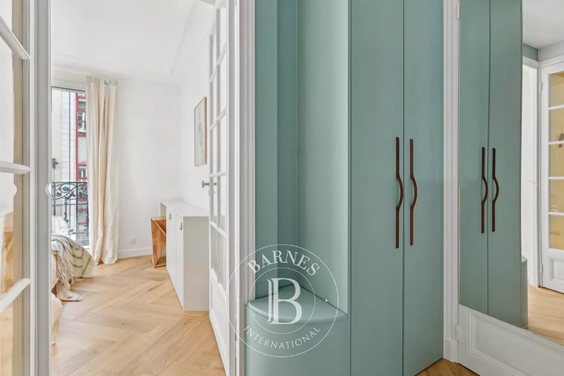 Daire Paris 10ème - picture 4