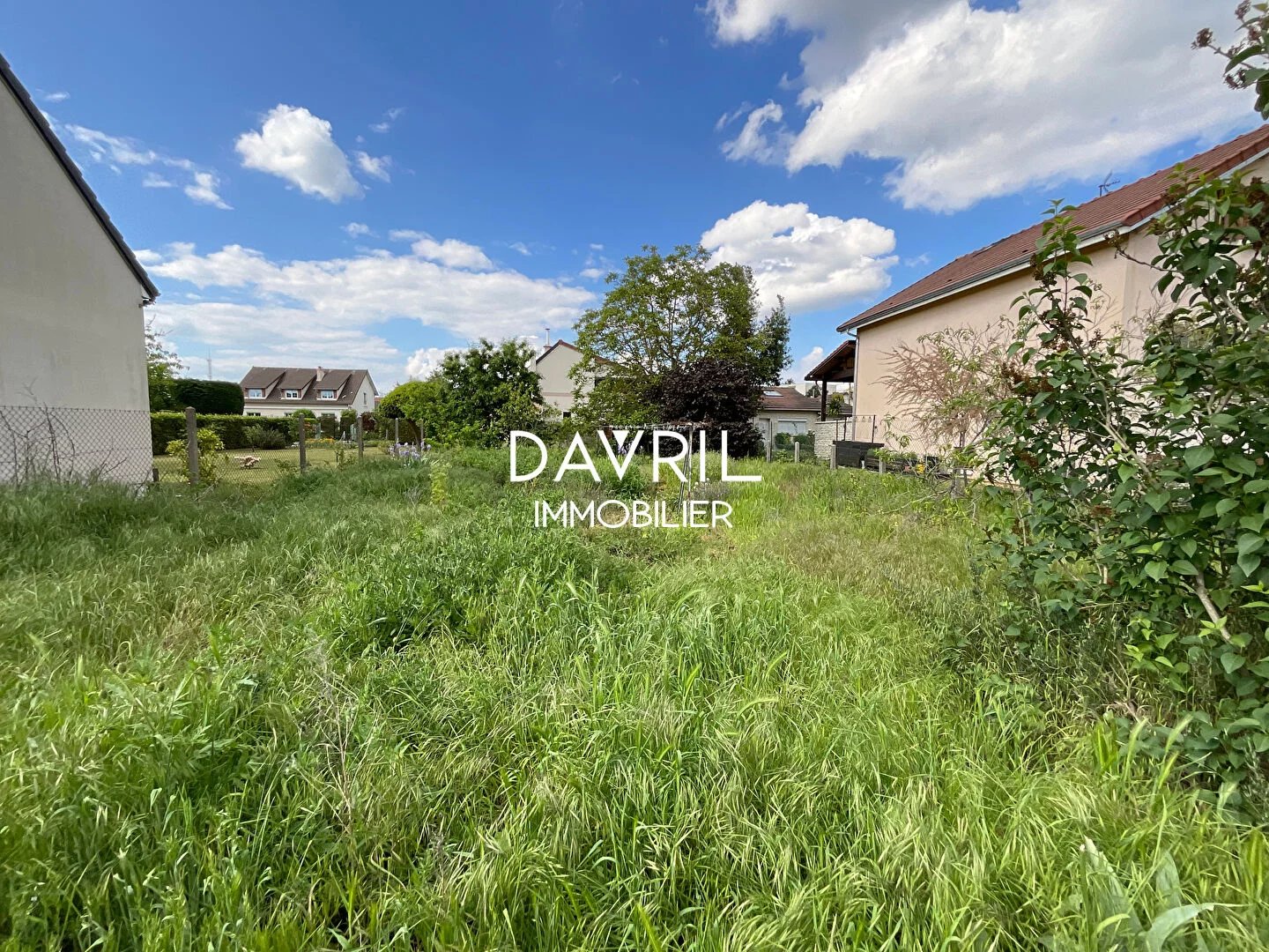 Terrain Conflans Sainte Honorine 372 m2 PROCHE GARE / COMMERCES / ECOLES / CALME