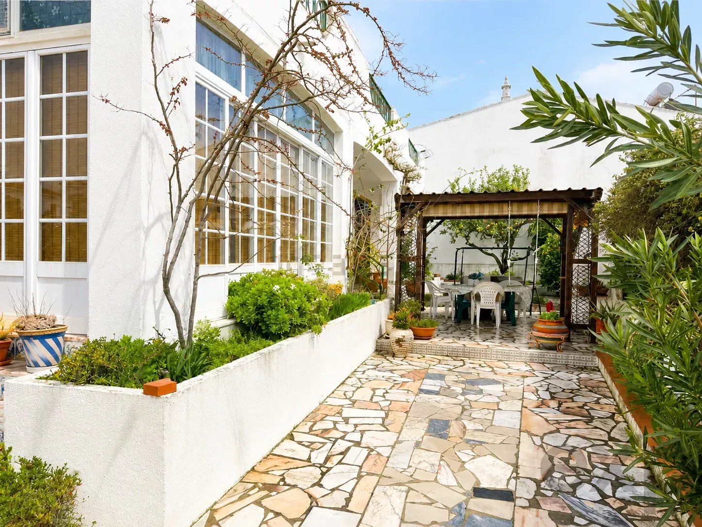 5-Bedroom House, Altura 87016779 image 2