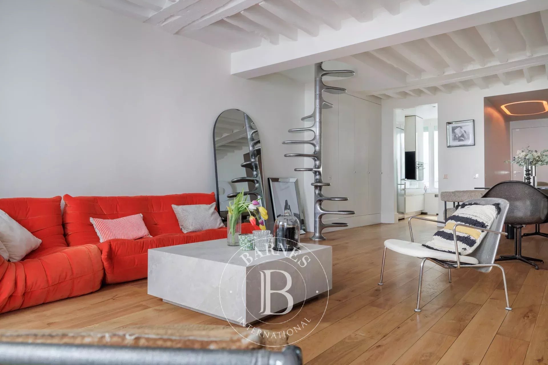 Daire Paris 3ème - picture 10