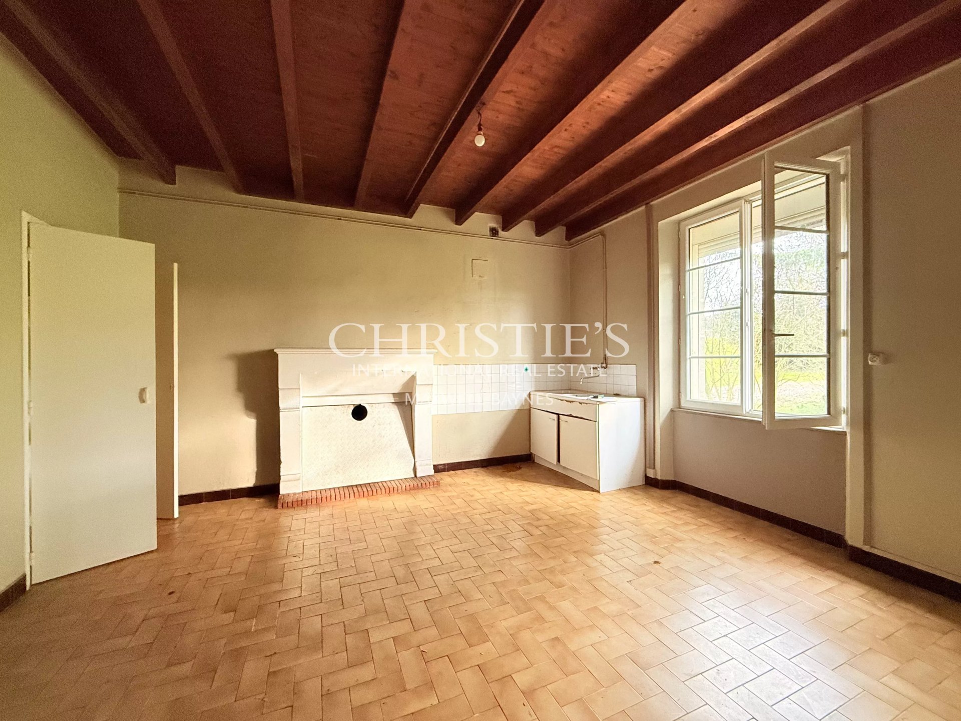 10 Bedroom Villa/Townhouse's Image 36