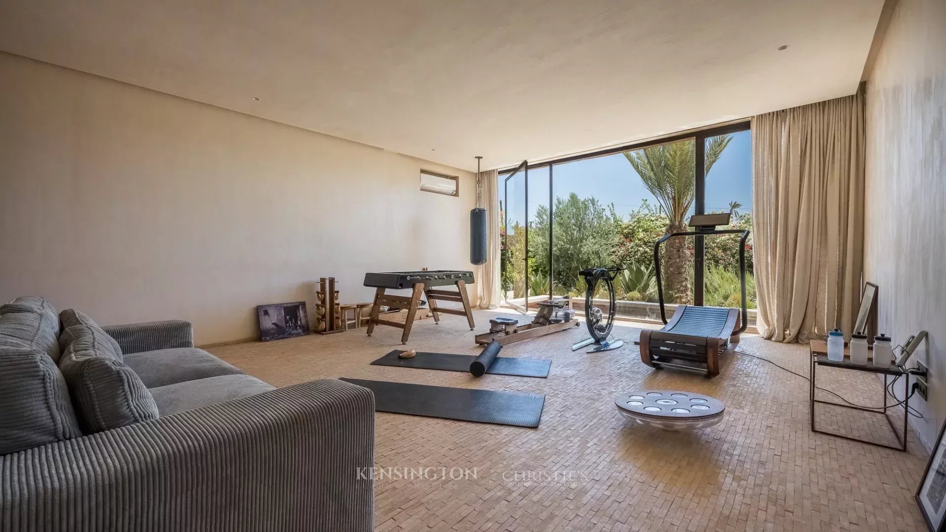 5 Bedroom Villa/Townhouse's Image 62