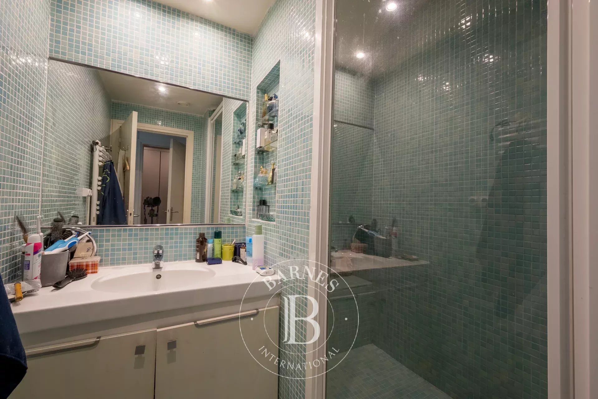 Neuilly-Argenson - 3-bed apartment - Balconies - Unobstructed verdant views - picture 10