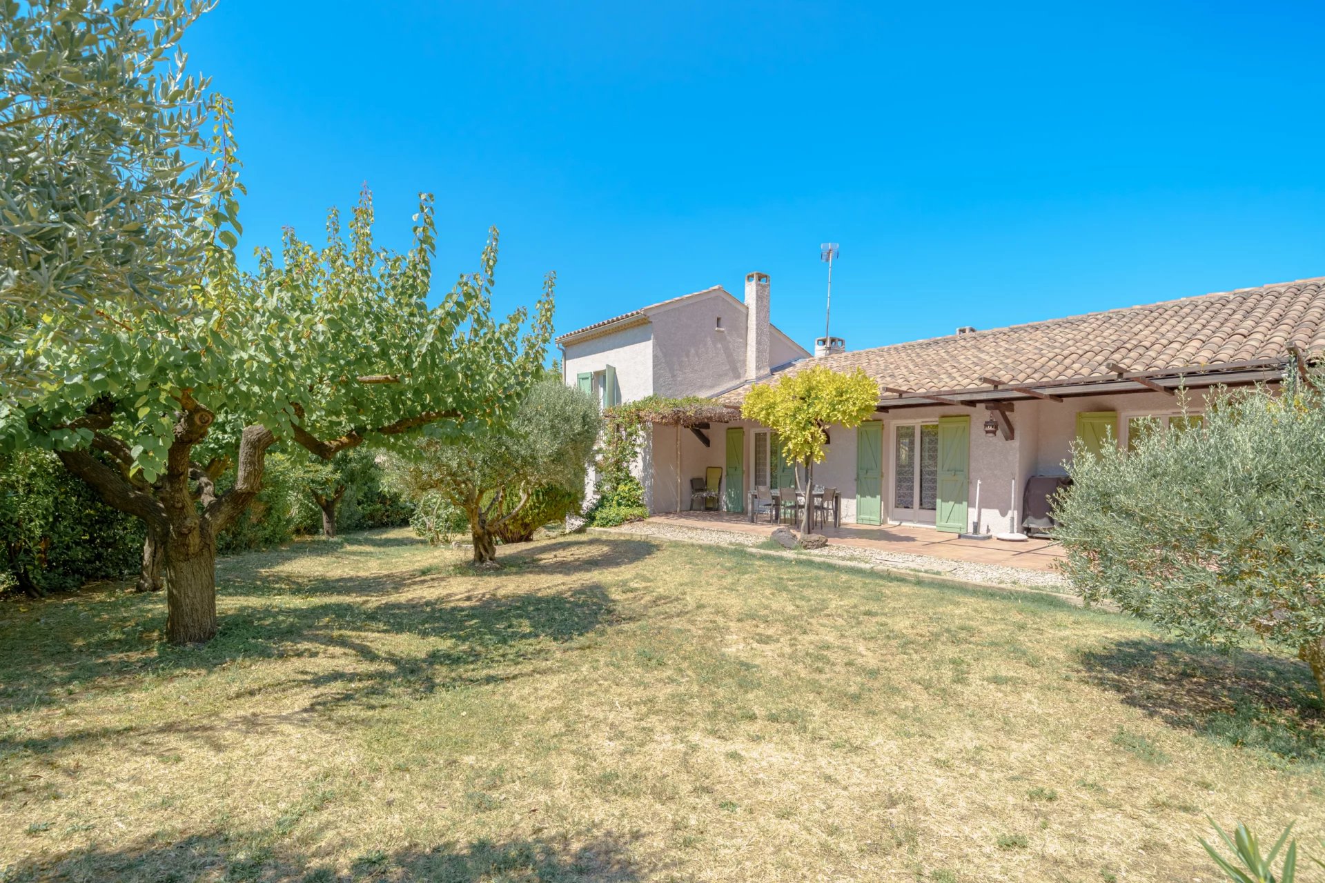Achat Maison T5 à Aix-en-Provence (13100) - 96m²