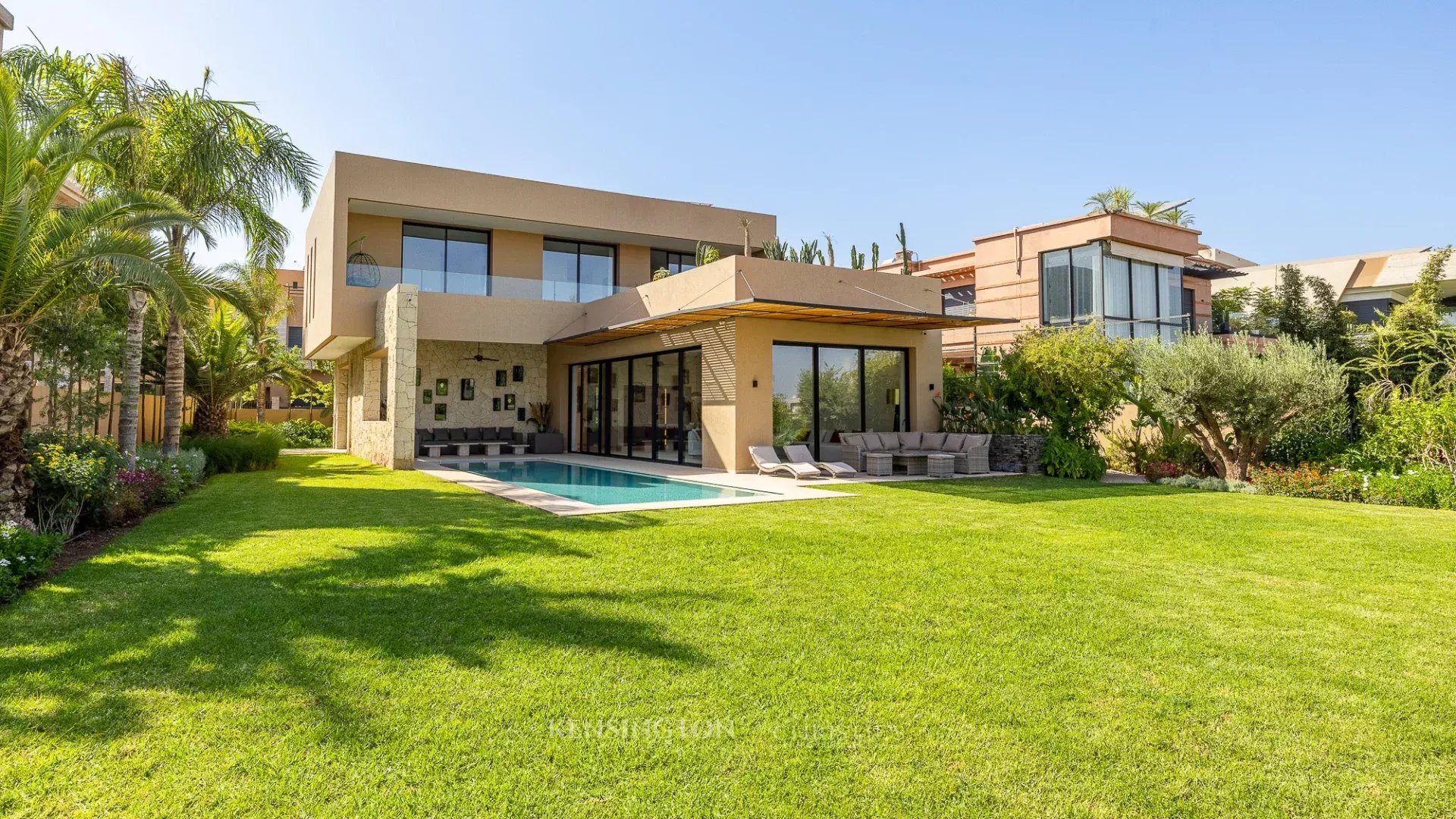 4 Bedroom Villa/Townhouse's Image 42