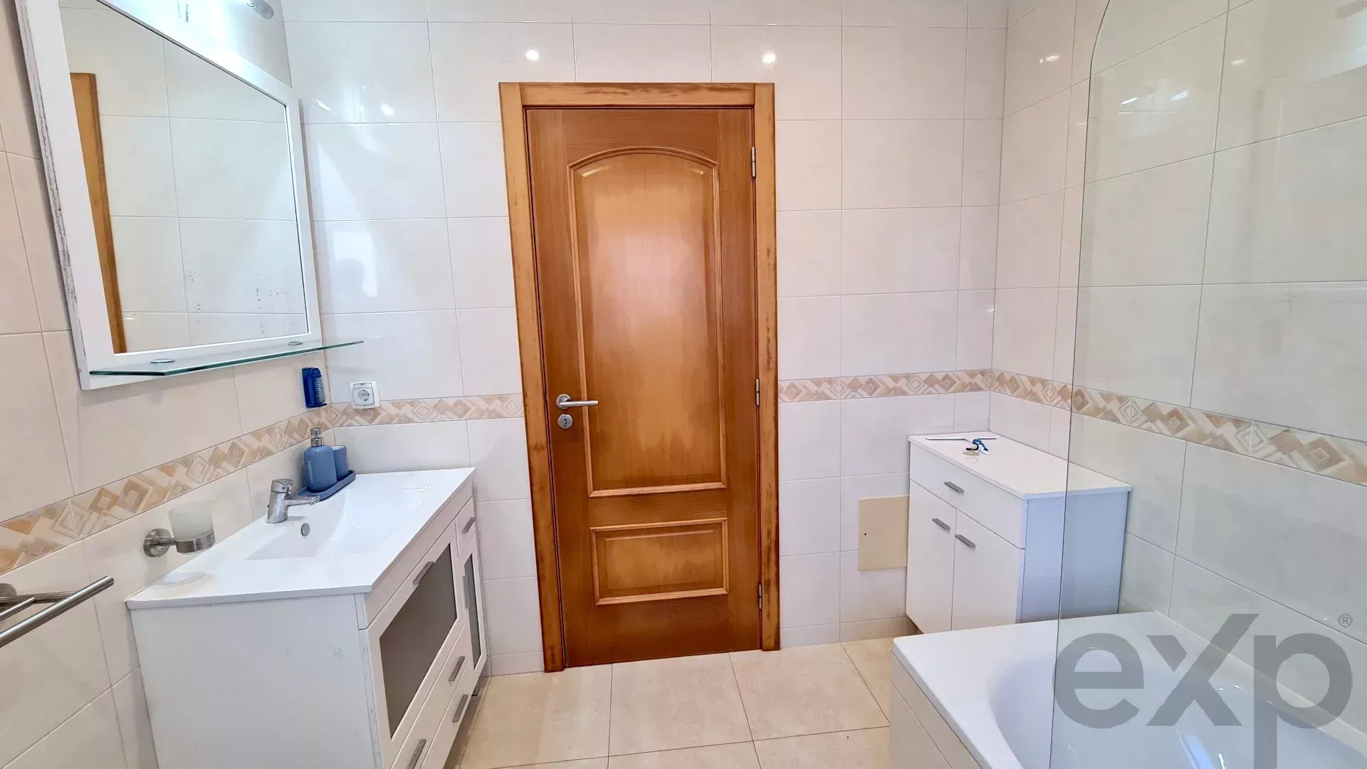 4 Bed. House with Pool, close to the beach 87154066 image 34