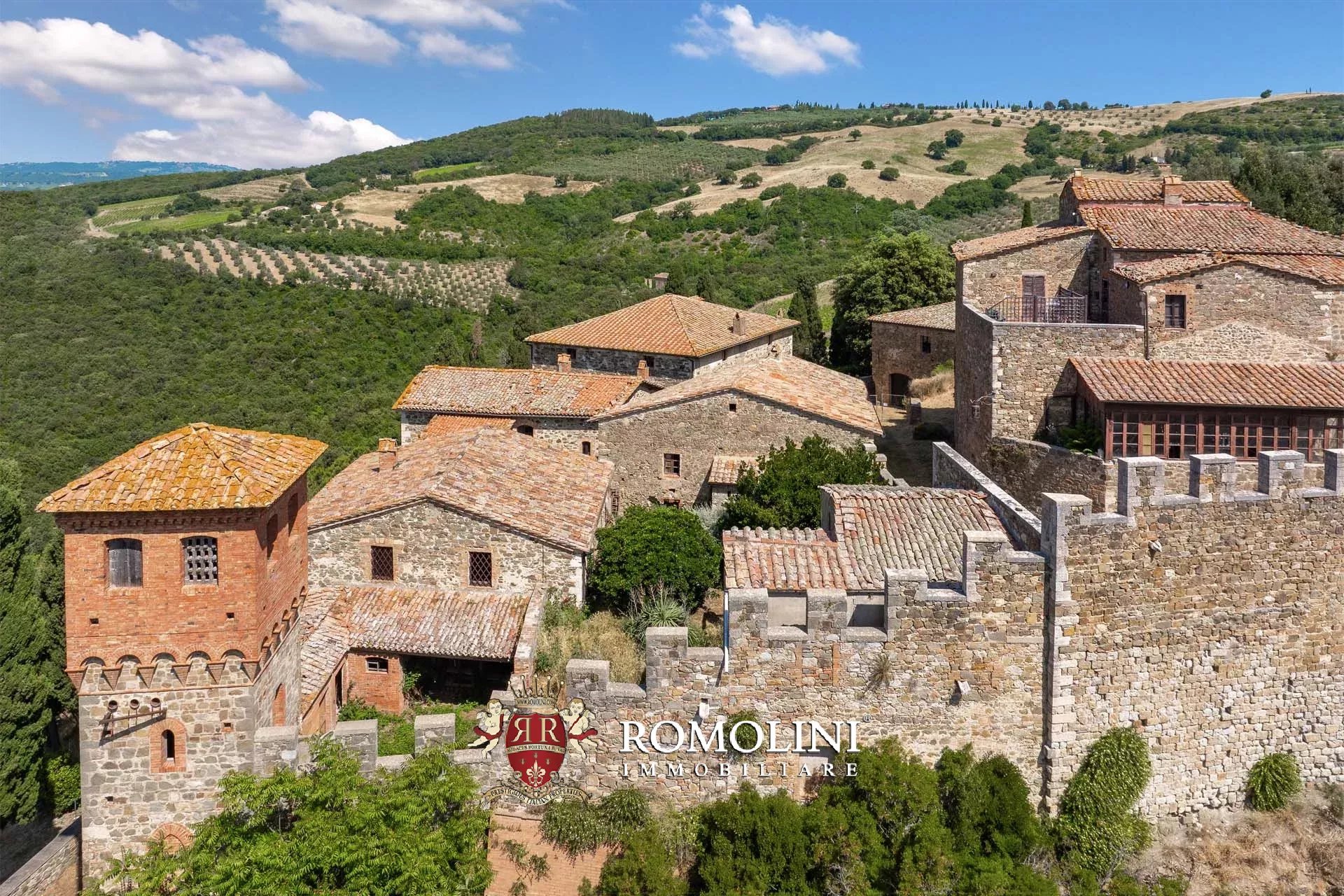 37 Bedroom Chateau's Image 9