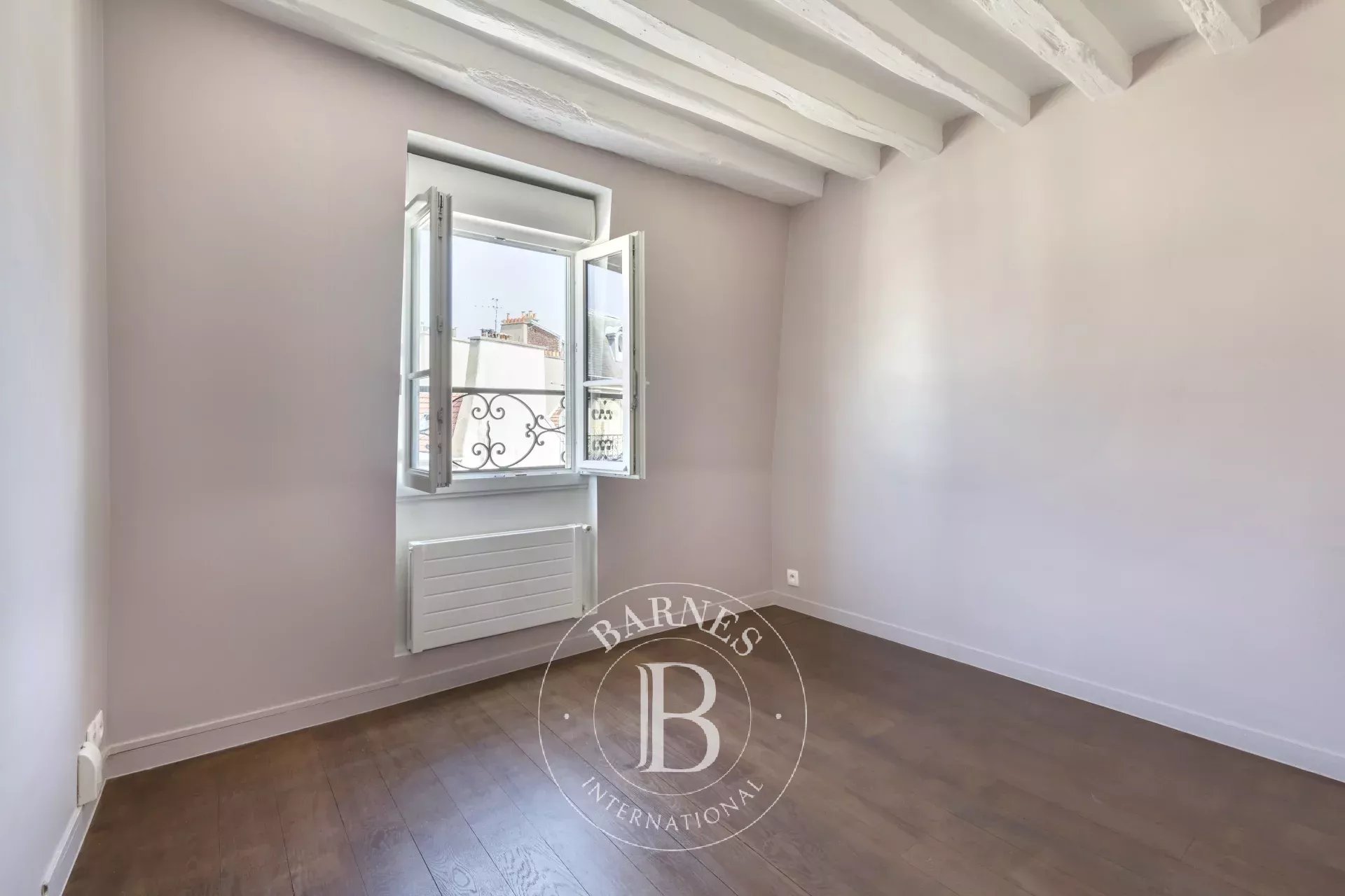 Daire Paris 3ème - picture 11