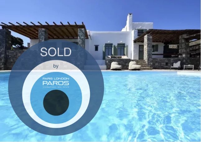 House with swimming pool and sea view