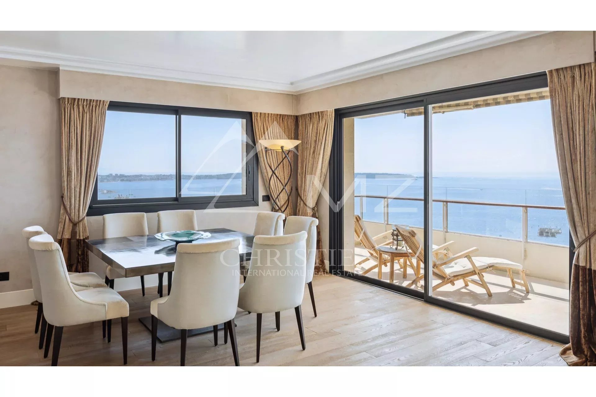 2 Bedroom Apartment/Flat's Image 5