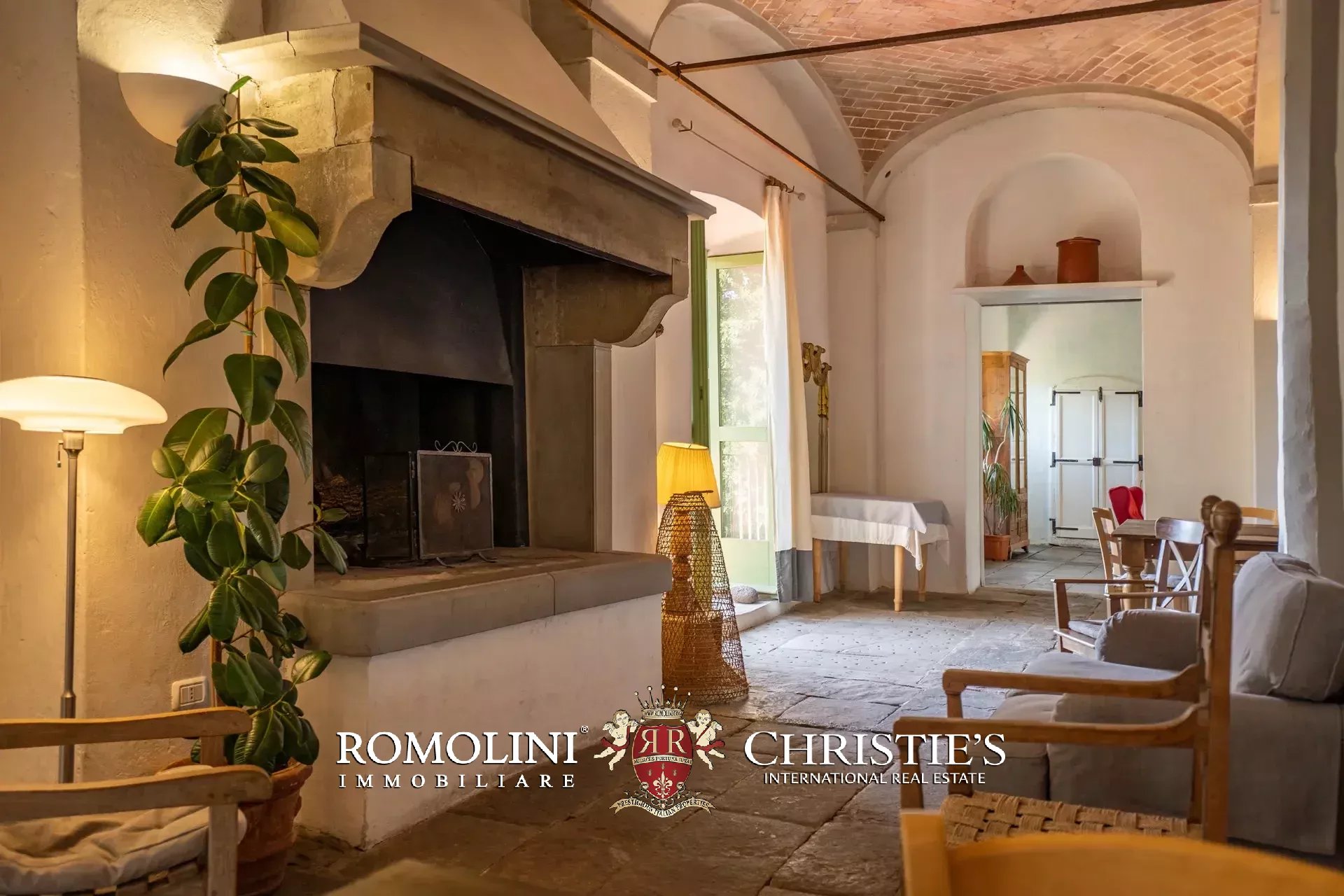10 Bedroom Villa/Townhouse's Image 63