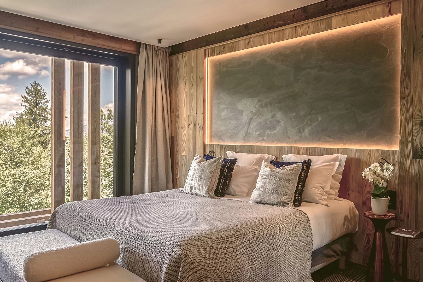 Helle Wohnung mit eleganten Suiten