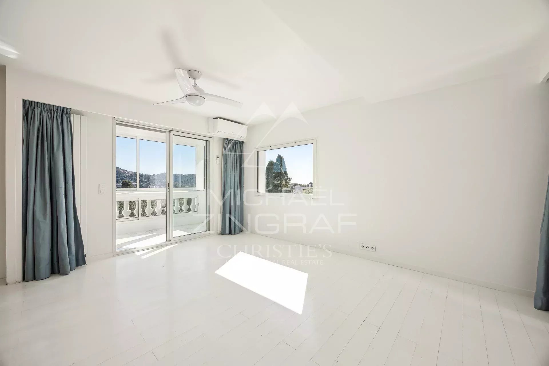 4 Bedroom Villa/Townhouse's Image 5