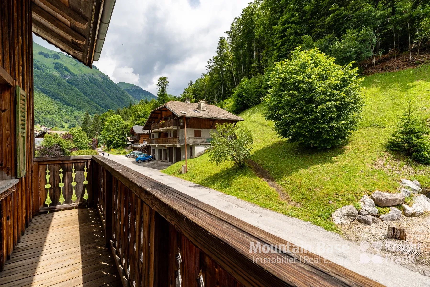 Photo of 12 bedroom farmhouse in Montriond