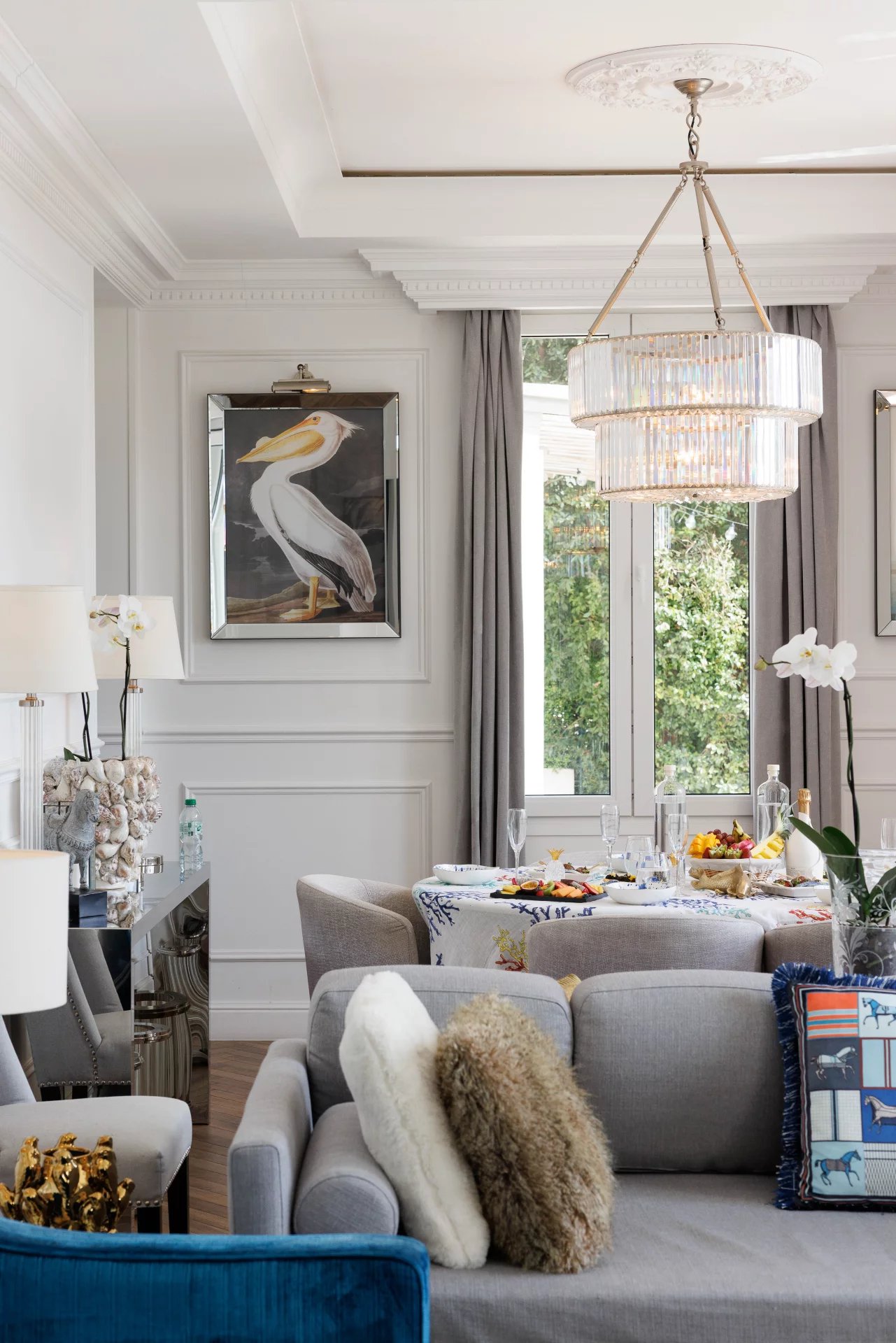 Tastefully renovated villa with guest house and open views